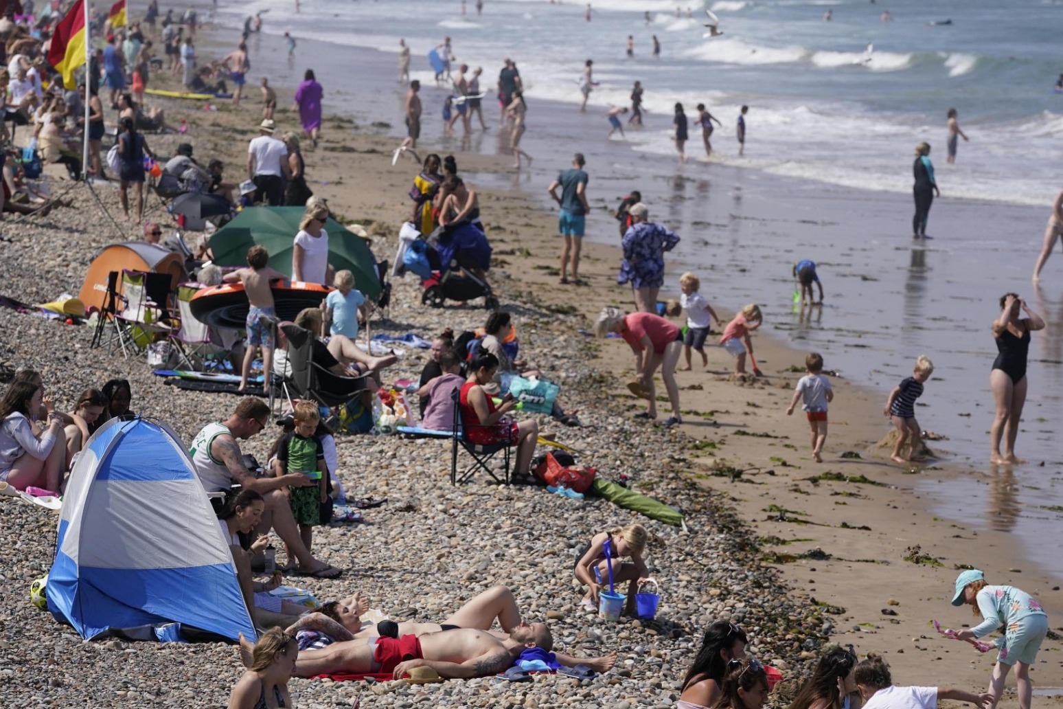 UK to be hotter than Los Angeles at 28C before predicted heatwave 