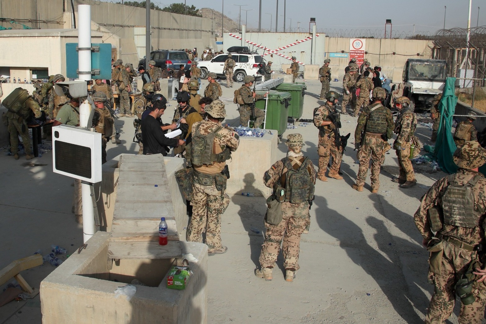 Veterans unite on social media to help evacuate Afghans 