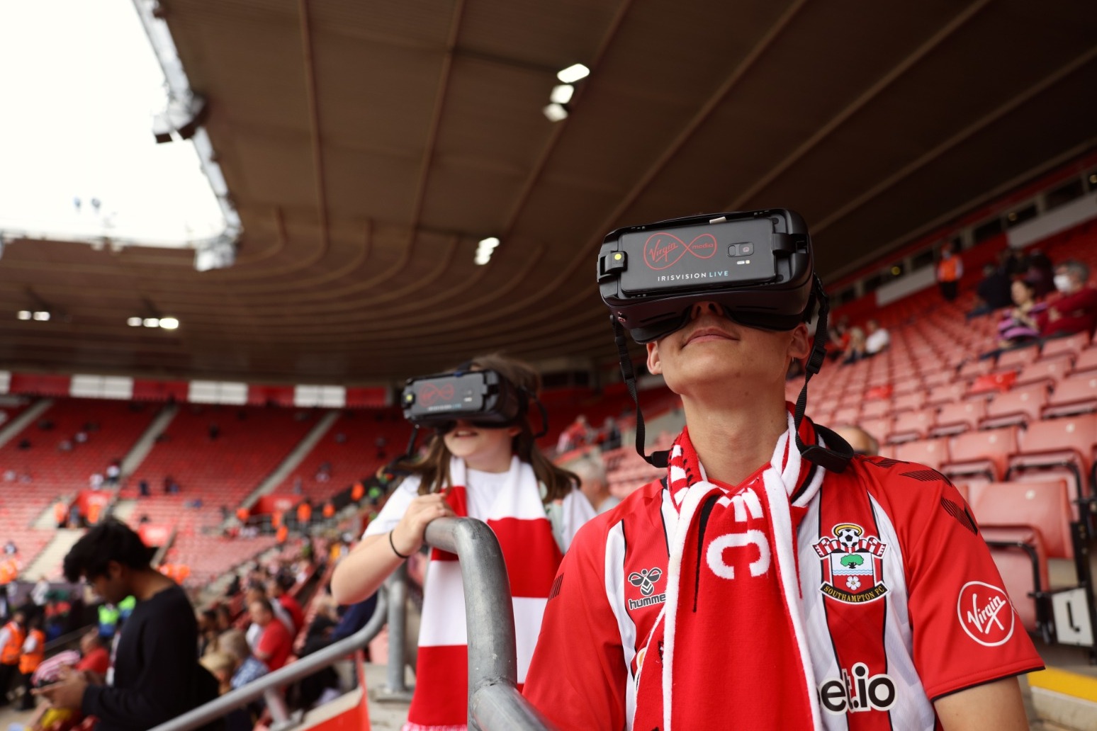 Visually impaired young Southampton fans get enhanced view special headsets 