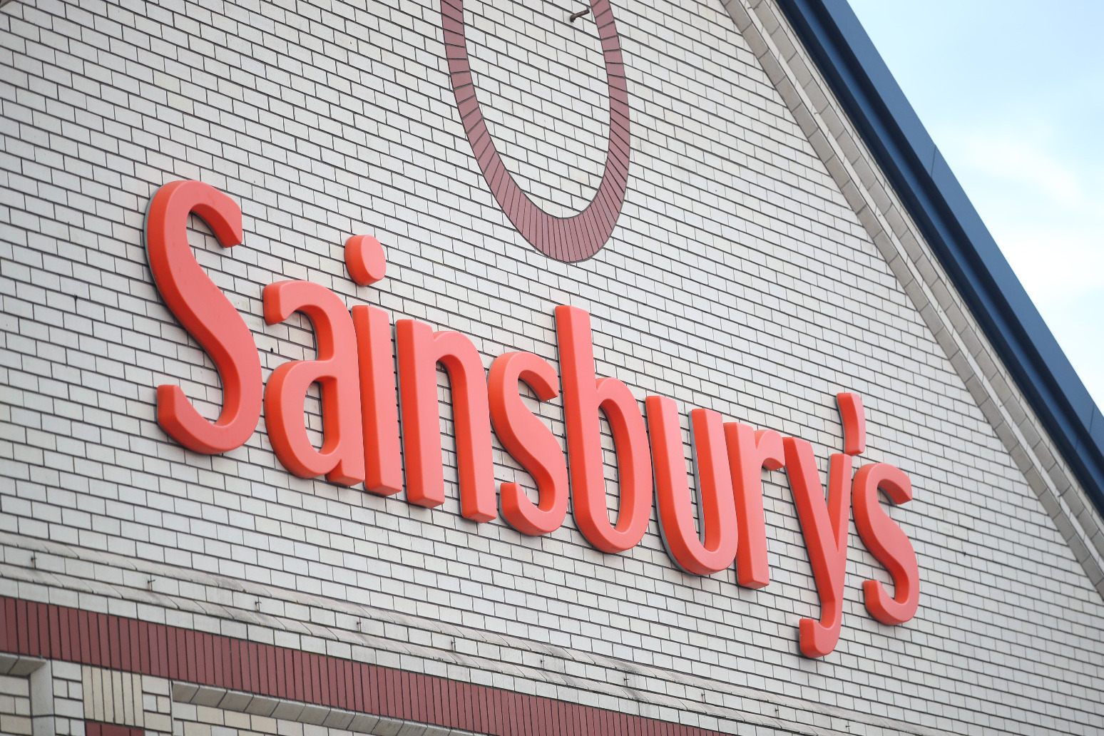 Sainsbury’s brings net-zero target forward by five years 