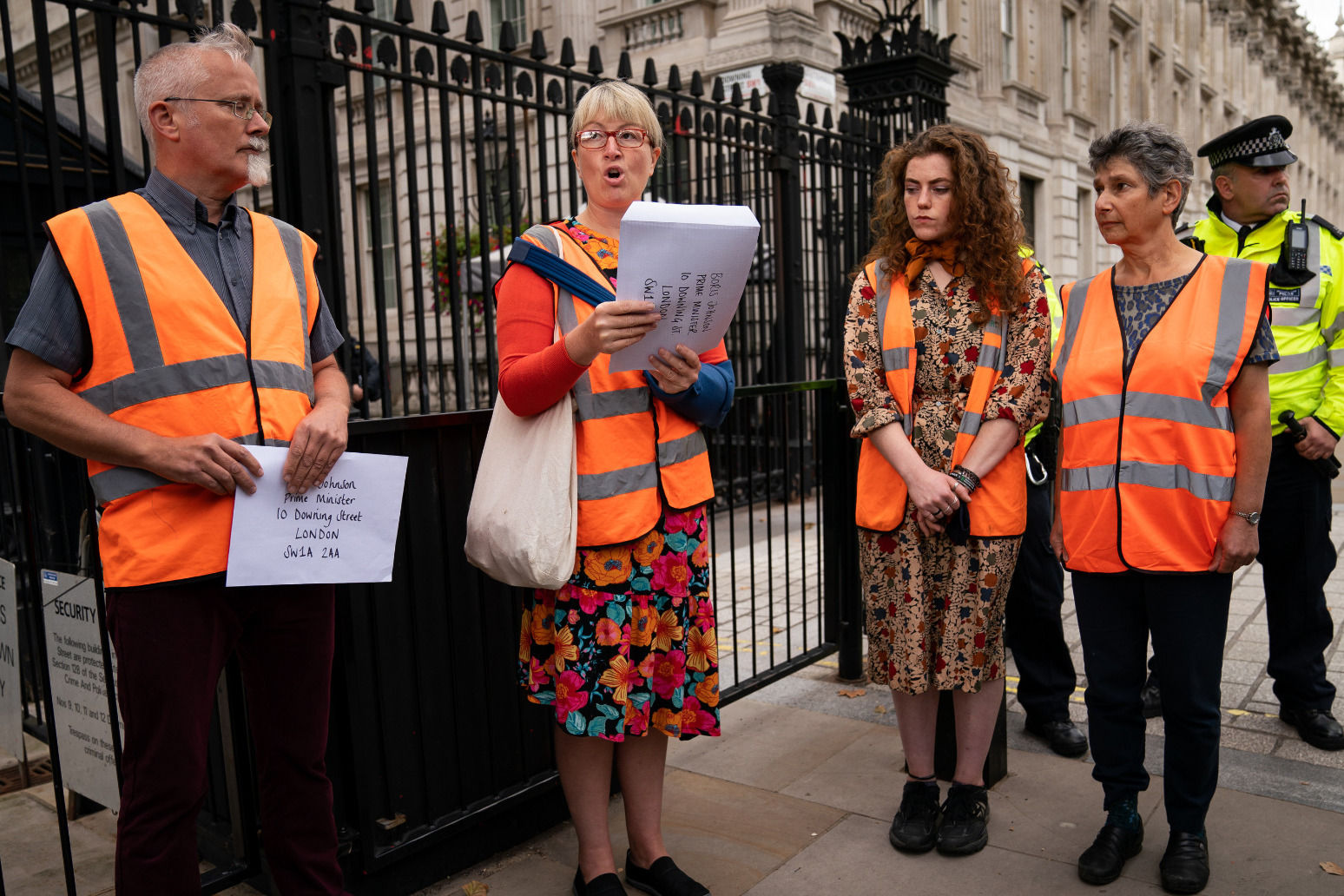 Insulate Britain suspends road-blocking protests 