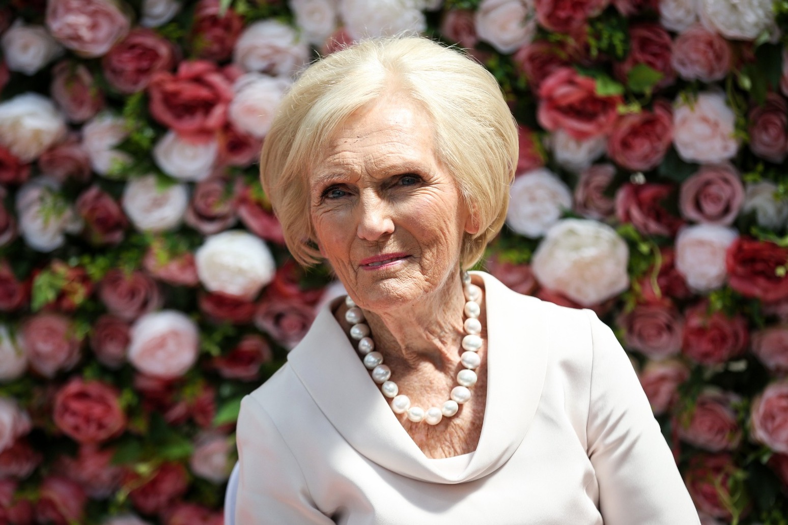 Mary Berry to be honoured for a lifetime of cooking, writing and baking 