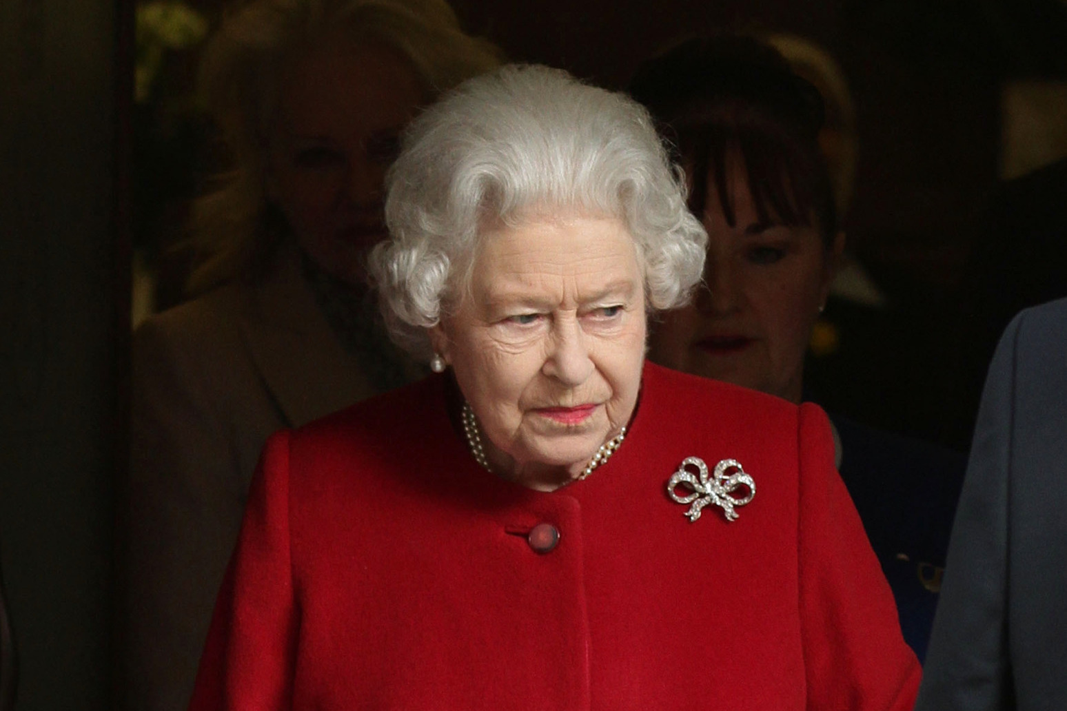 Queen advised to rest for the next two weeks 