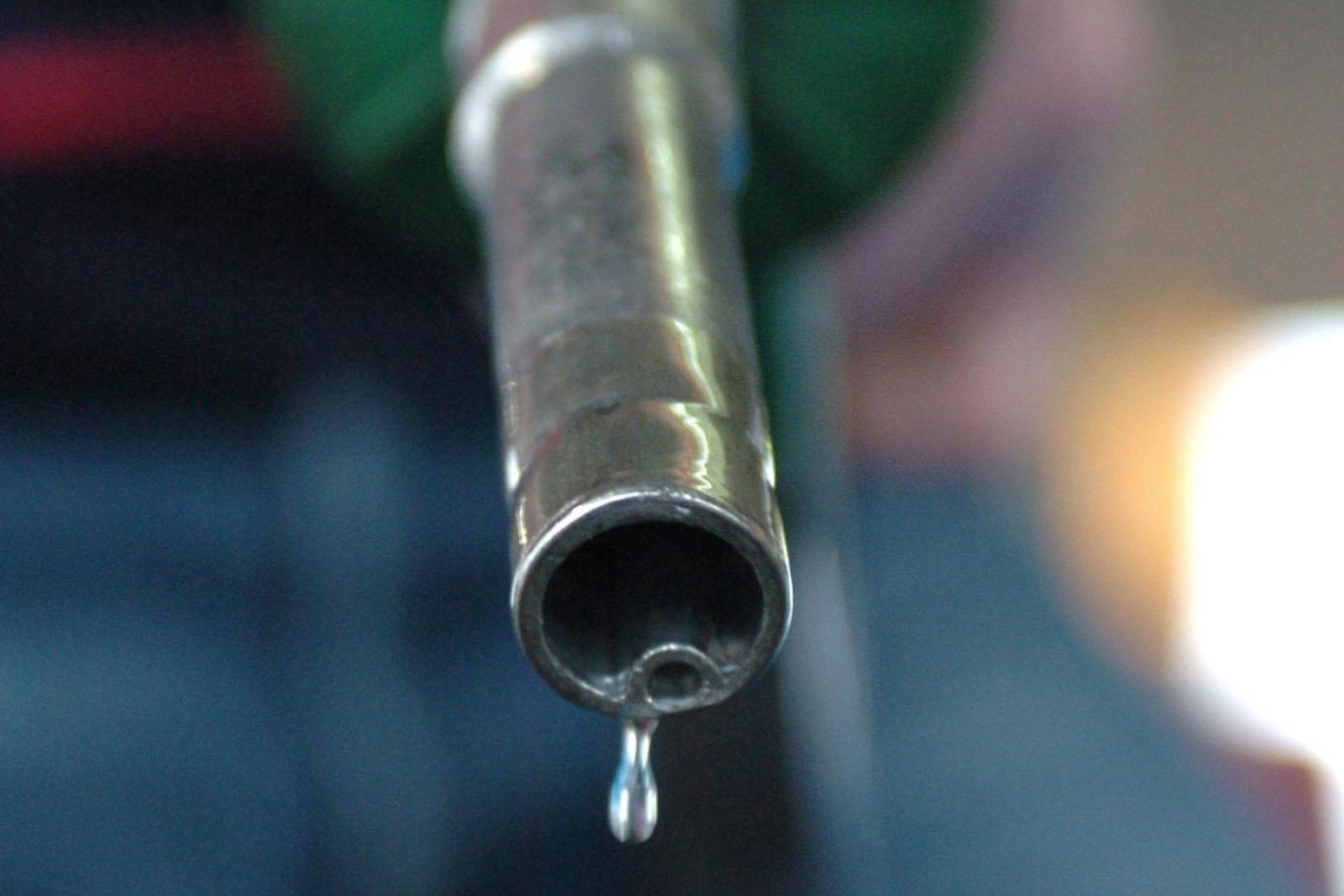 Record fuel prices continue to rise 