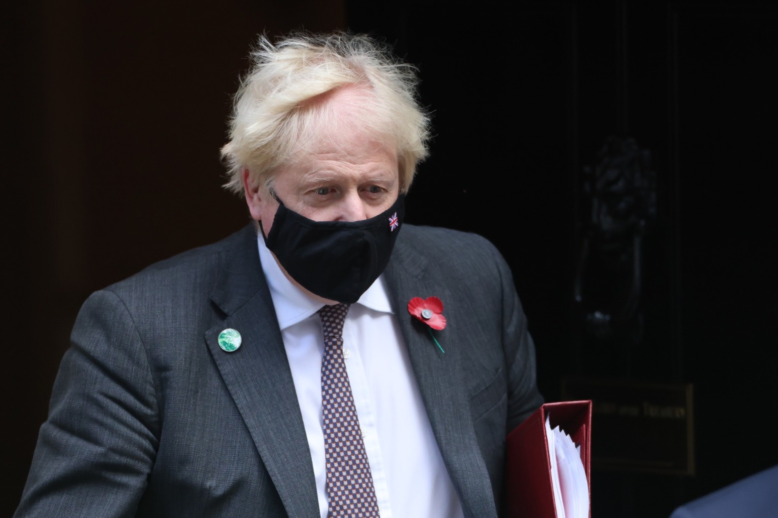 Boris Johnson faces demands for public inquiry into sleaze allegations 