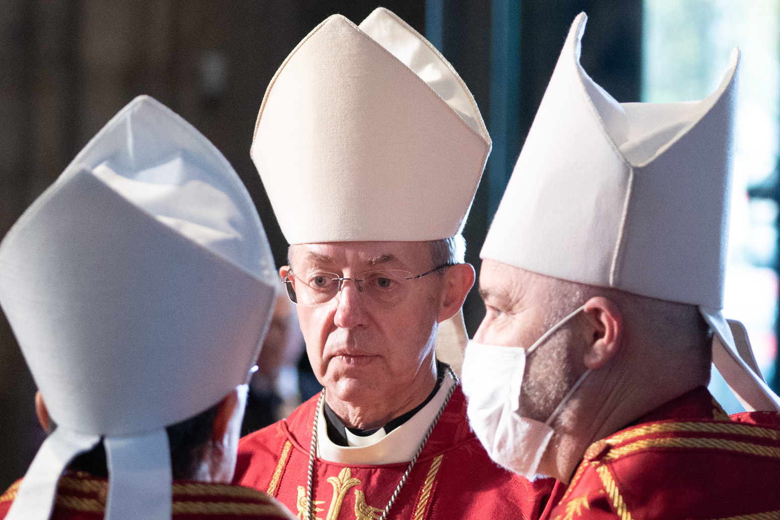 Archbishop of Canterbury praises volunteers helping refugees in Christmas sermon 