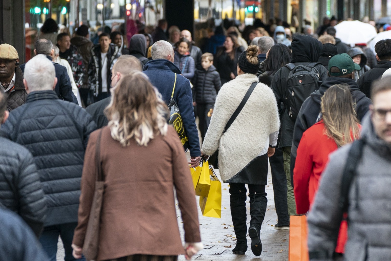 Black Friday spending soars to beyond pre-Covid levels 