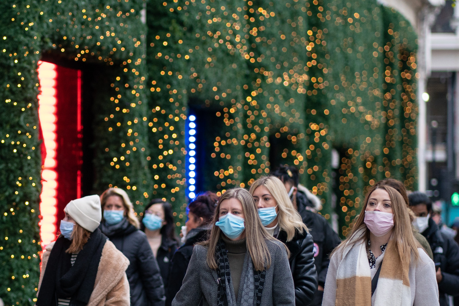 Masks become mandatory in most indoor settings in England 