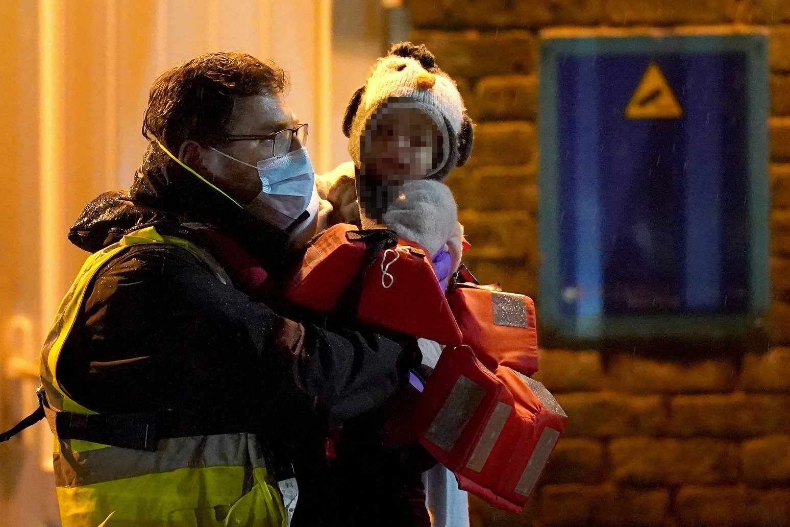 67 people cross English Channel on Christmas Day 