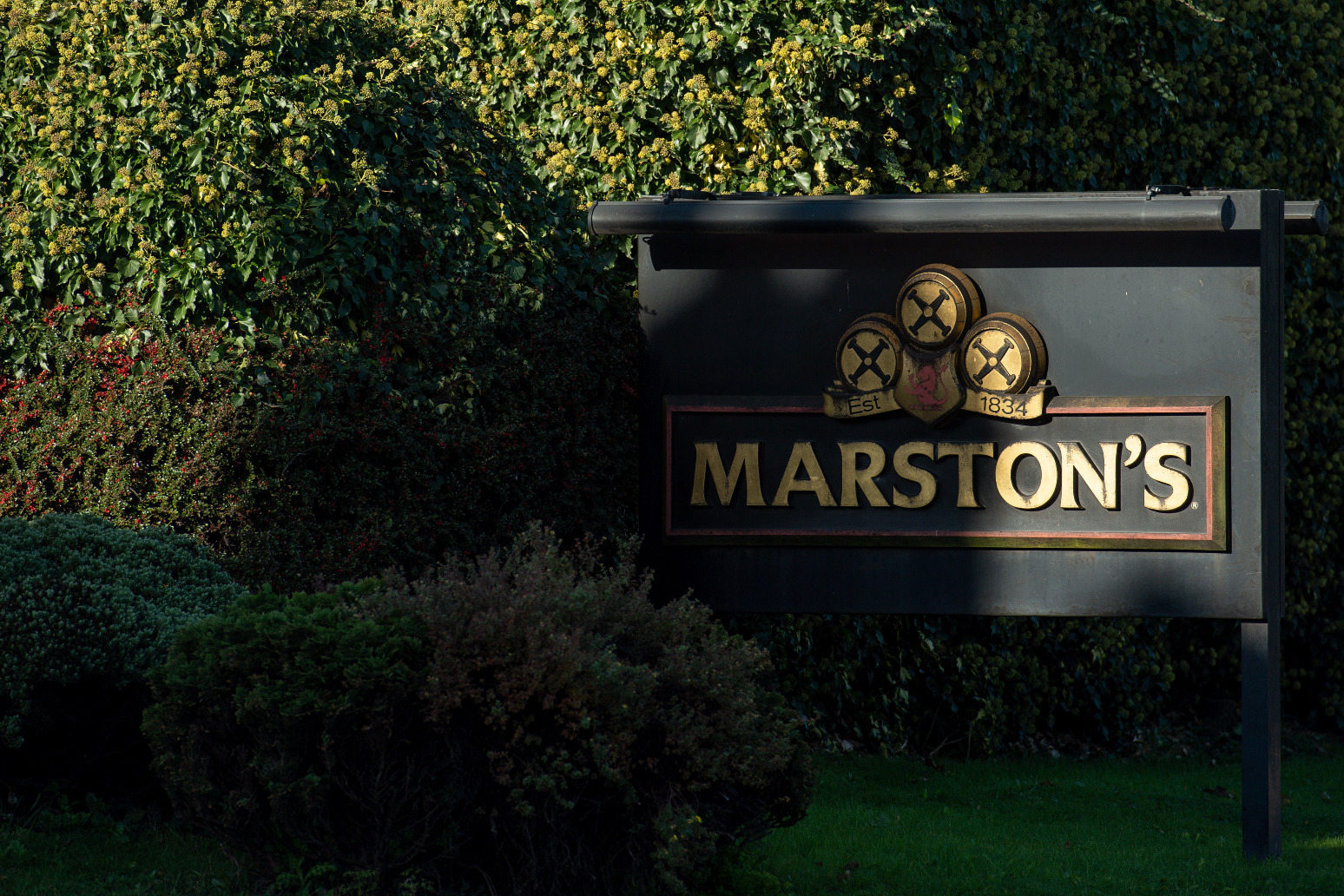 Marstons hit by Omicron surge over Christmas 