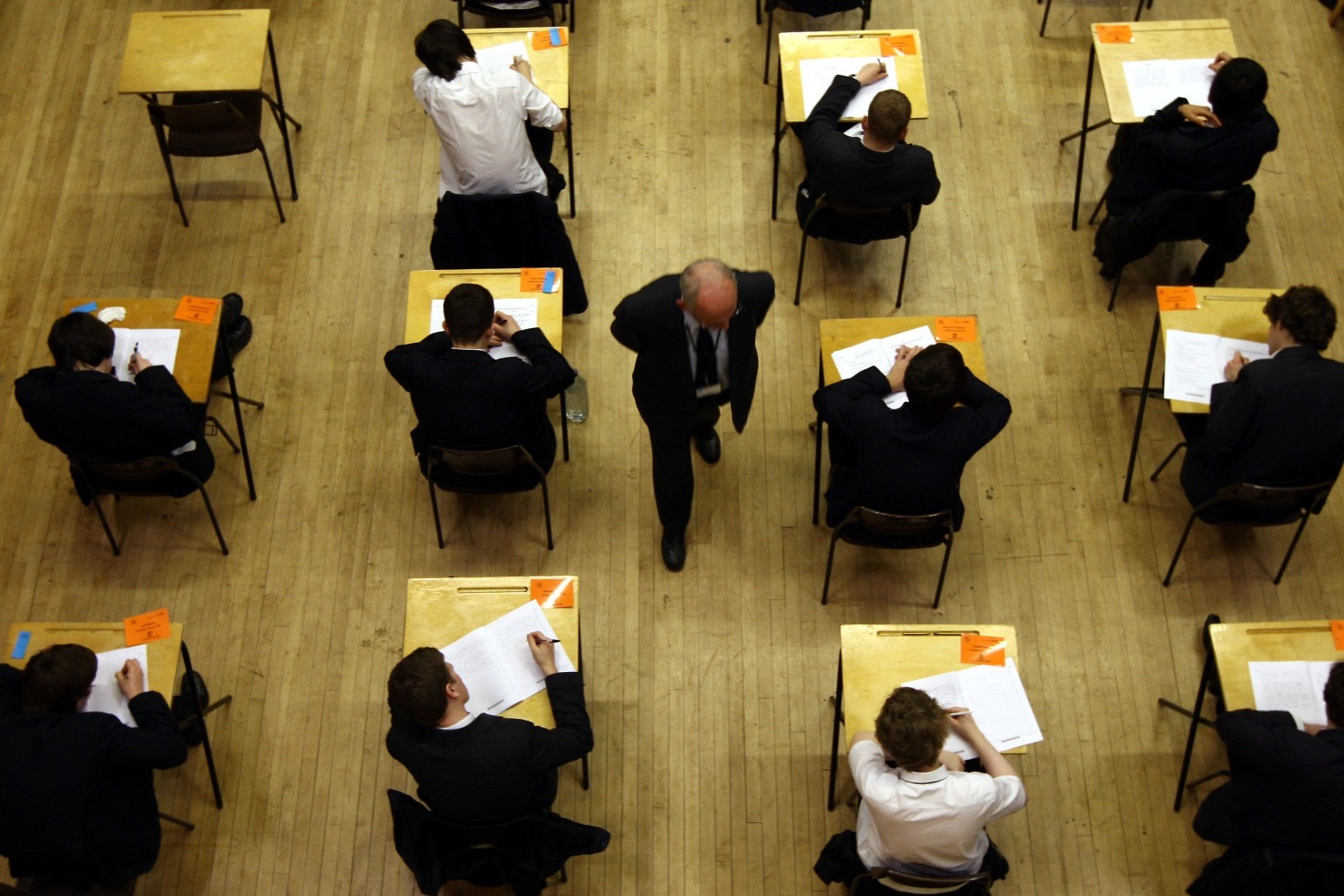 Augar loan plan ‘may halt prospect of university for poorer pupils’ 