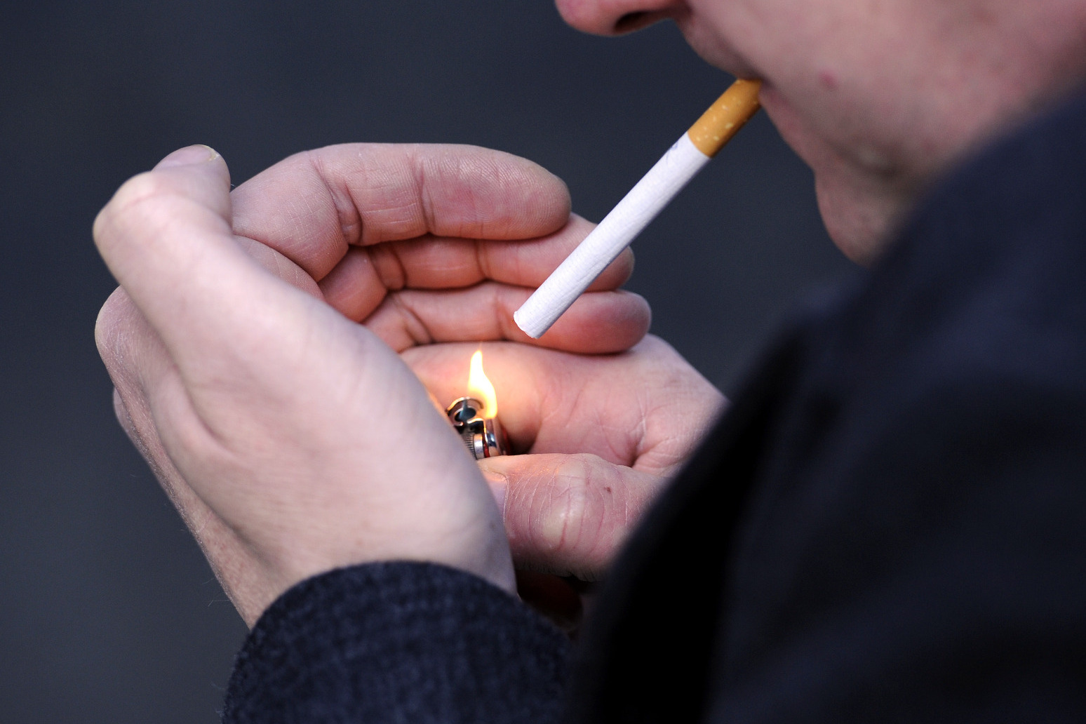 Only 45 per cent of smokers in hospital get advice on quitting 