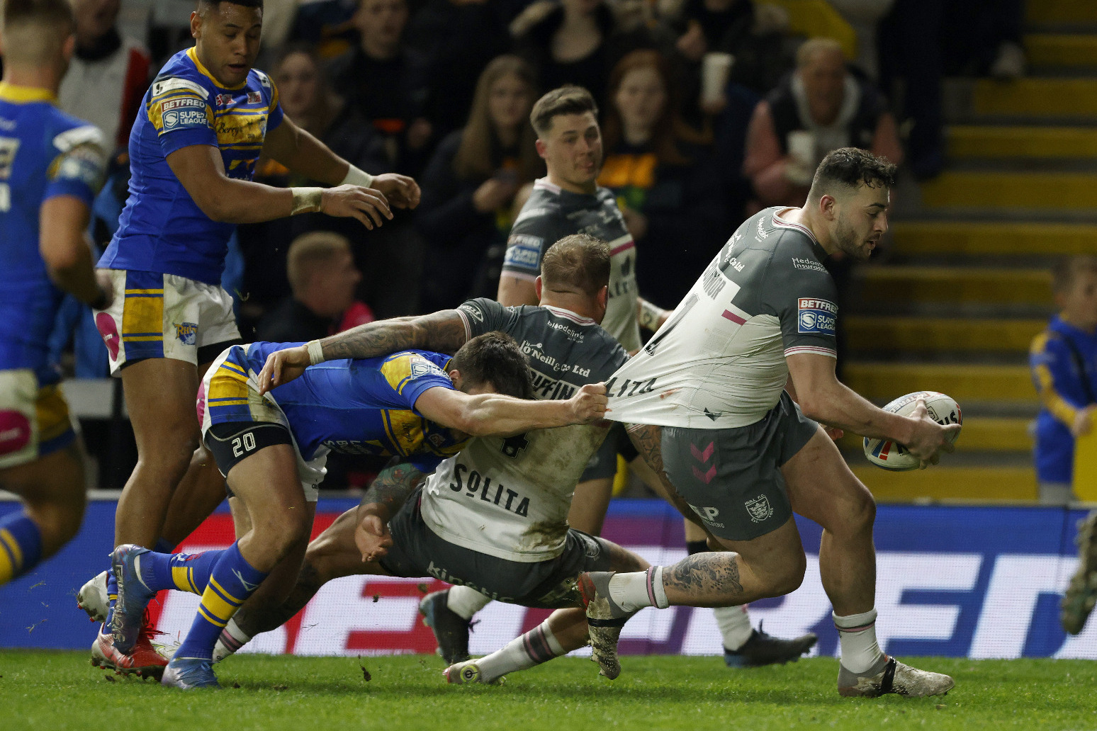 Jake Connor masterclass helps Hull FC dominate as Leeds Rhinos endure rout 