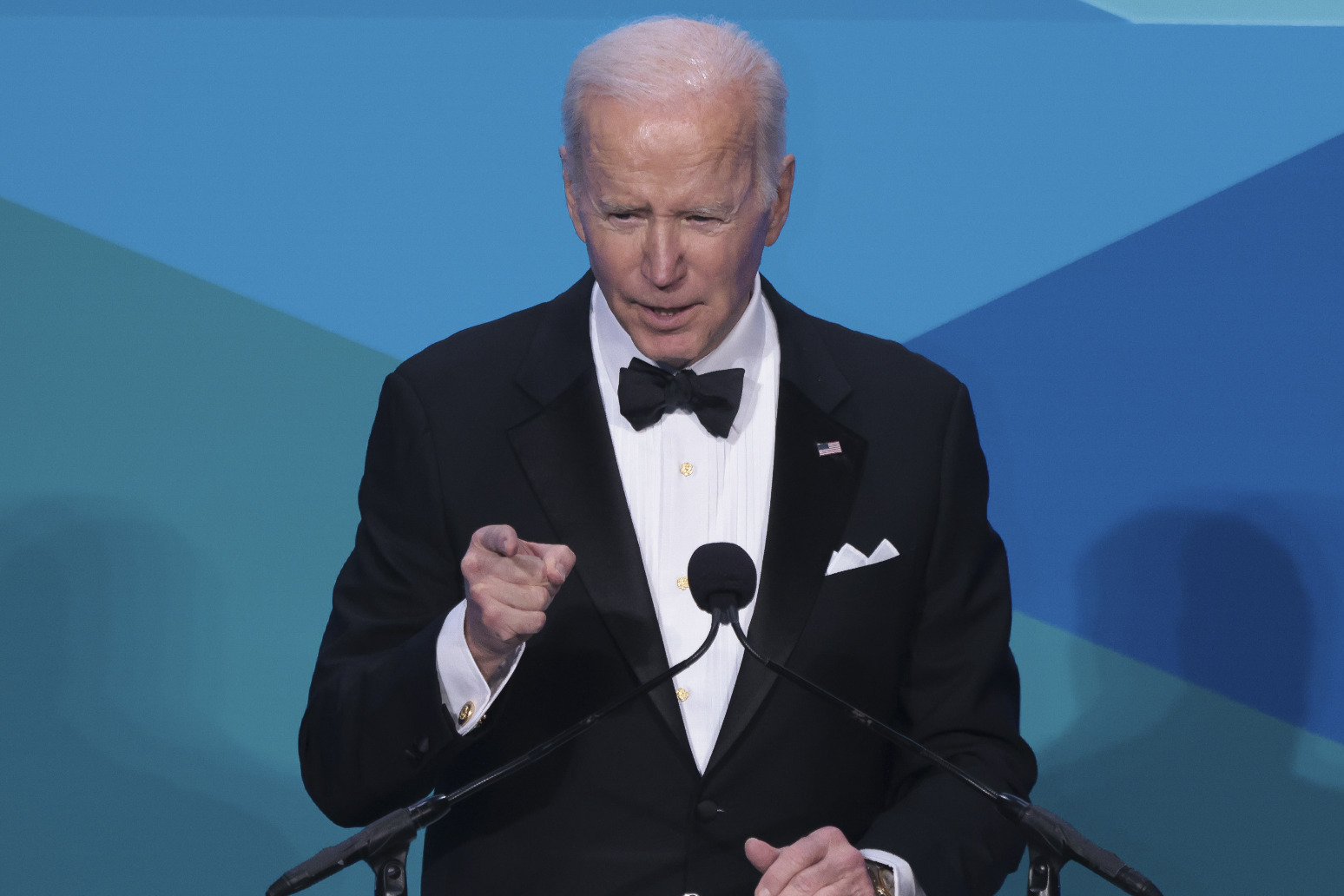 Biden: Putin’s back is against the wall 