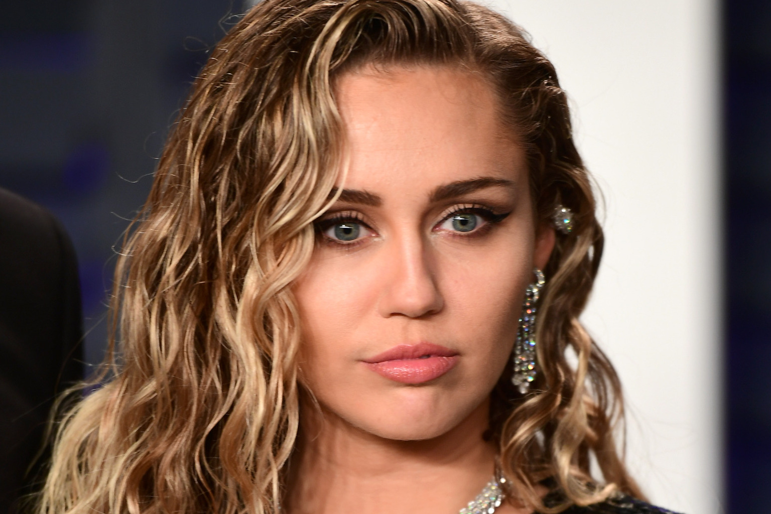 Miley Cyrus says she is safe after her plane was hit by lightning 