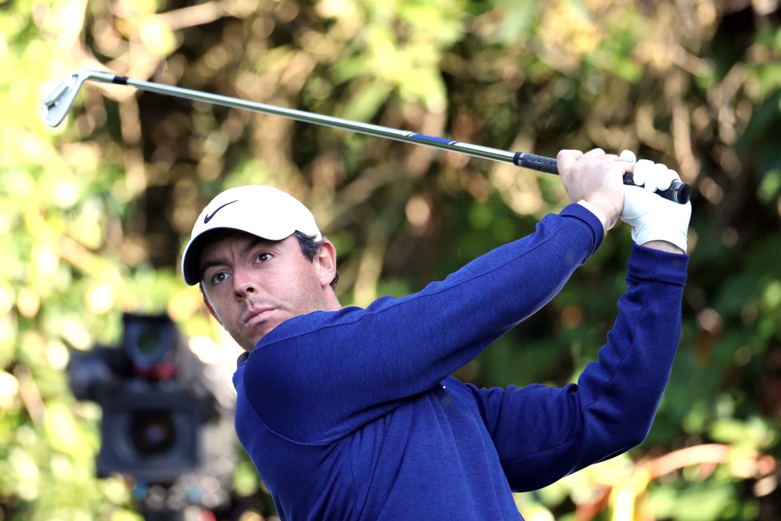 Rory McIlroy makes overdue strong start to lead the US PGA Championship in Tulsa 