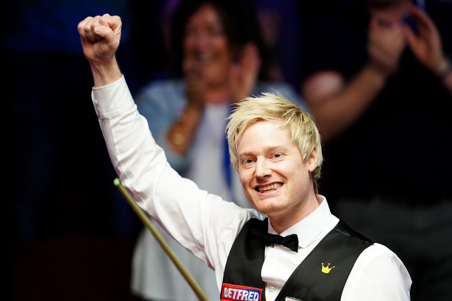 Neil Robertson fires the 12th 147 break in World Snooker Championship history 