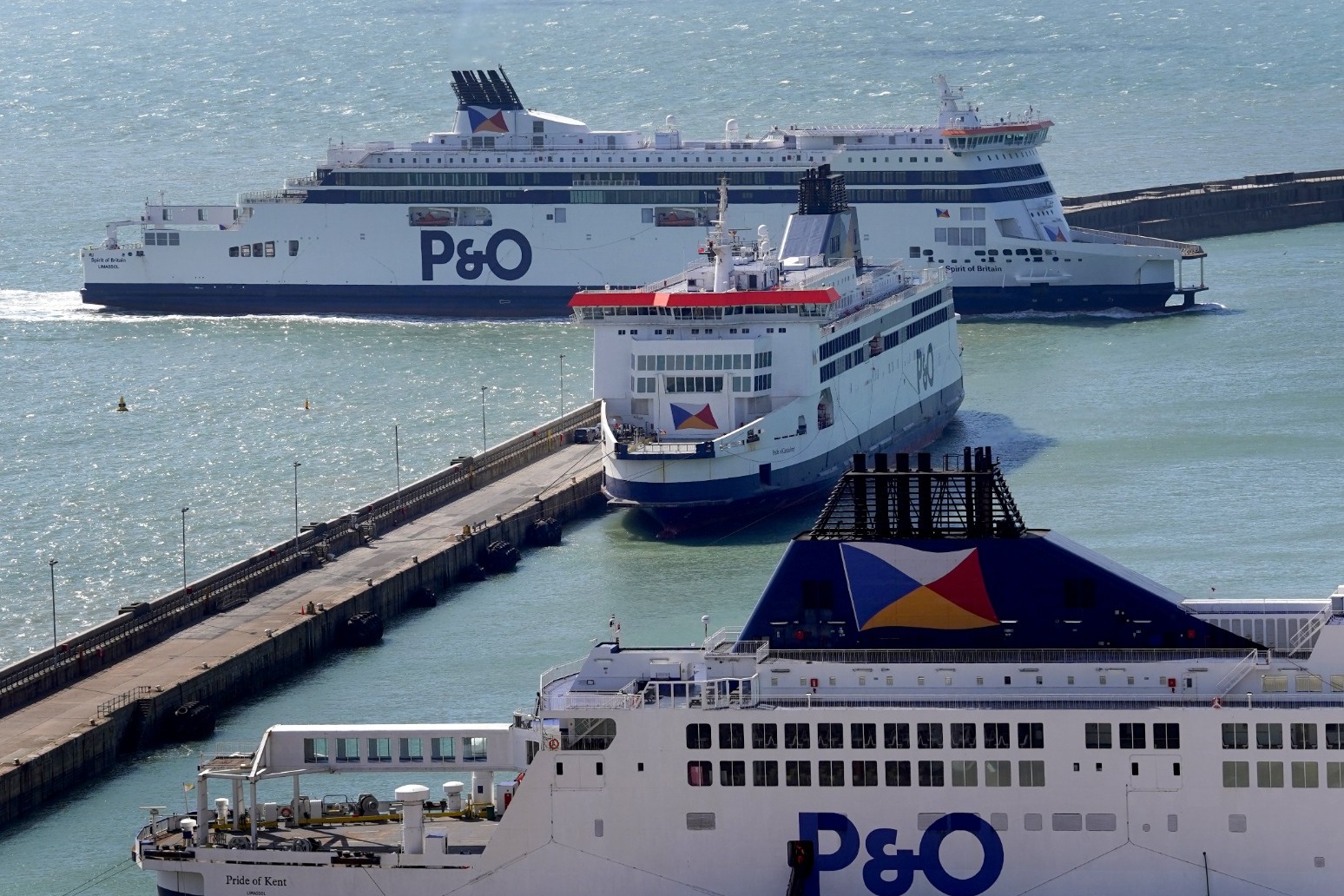 P&O pledges full investigation after ferry loses power in Irish Sea 