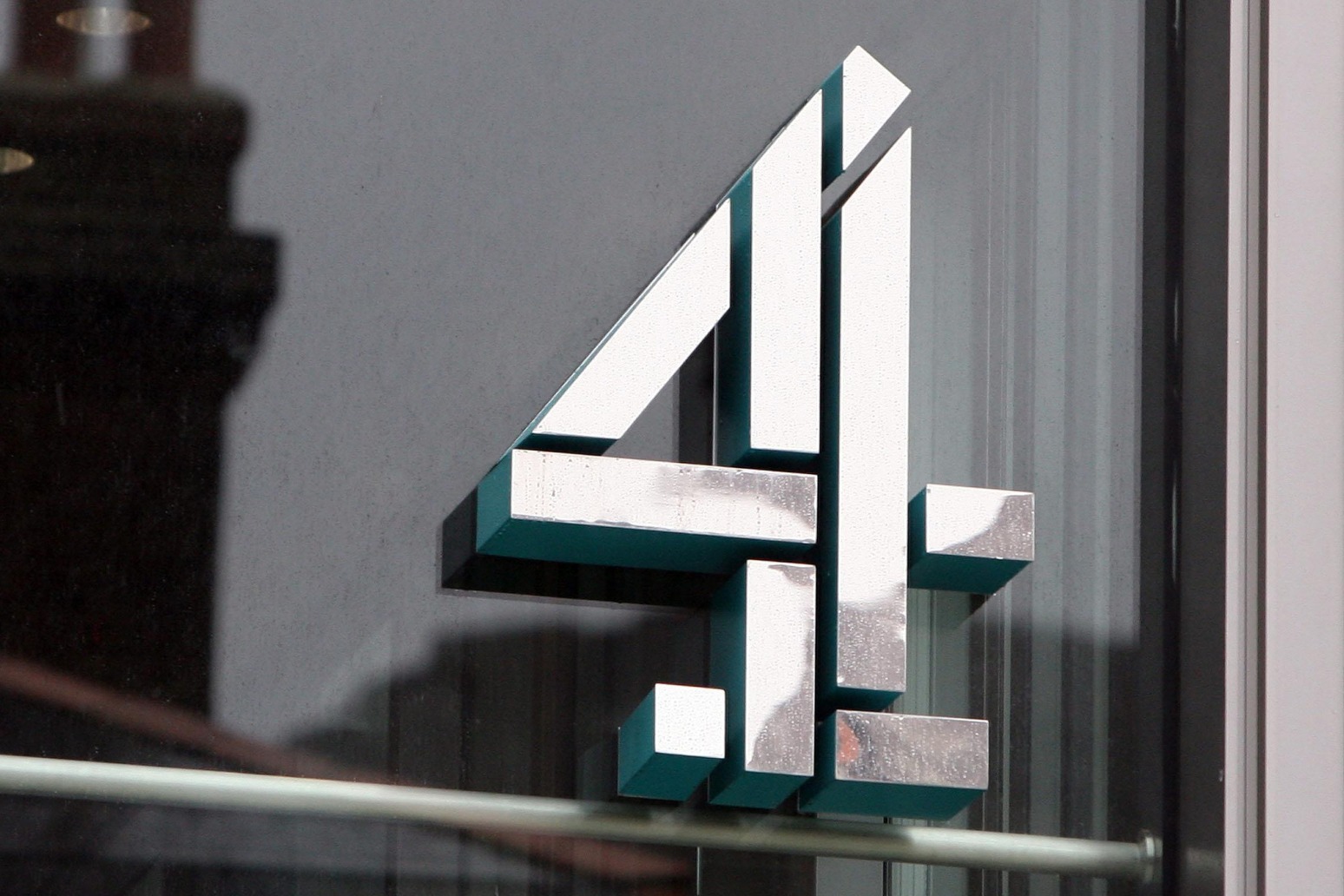 Channel 4 privatisation ‘ends restriction on producing and selling own content’ 