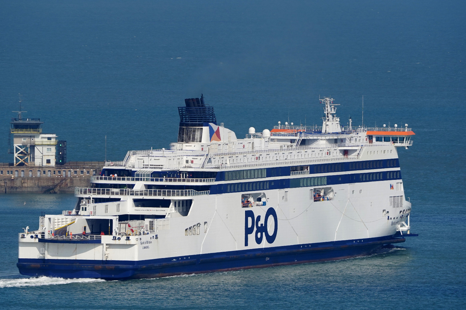 Union outrage as owner of P&O Ferries makes record profit 