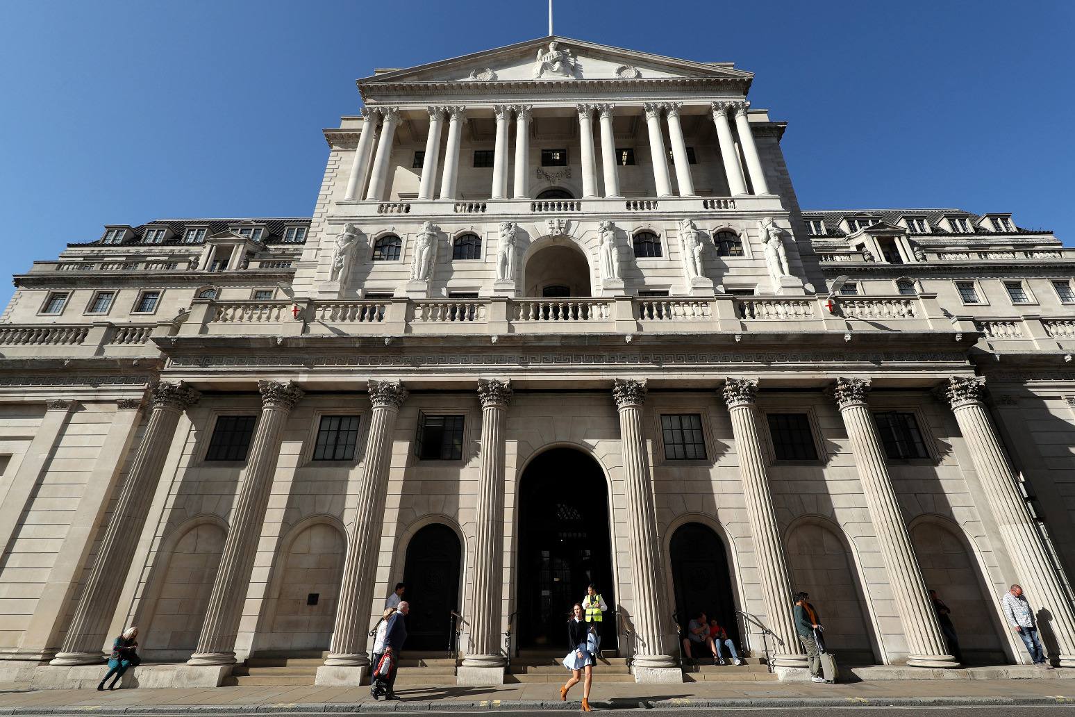 Bank of England expected to hike interest rates to 13-year high to tackle cost crunch 