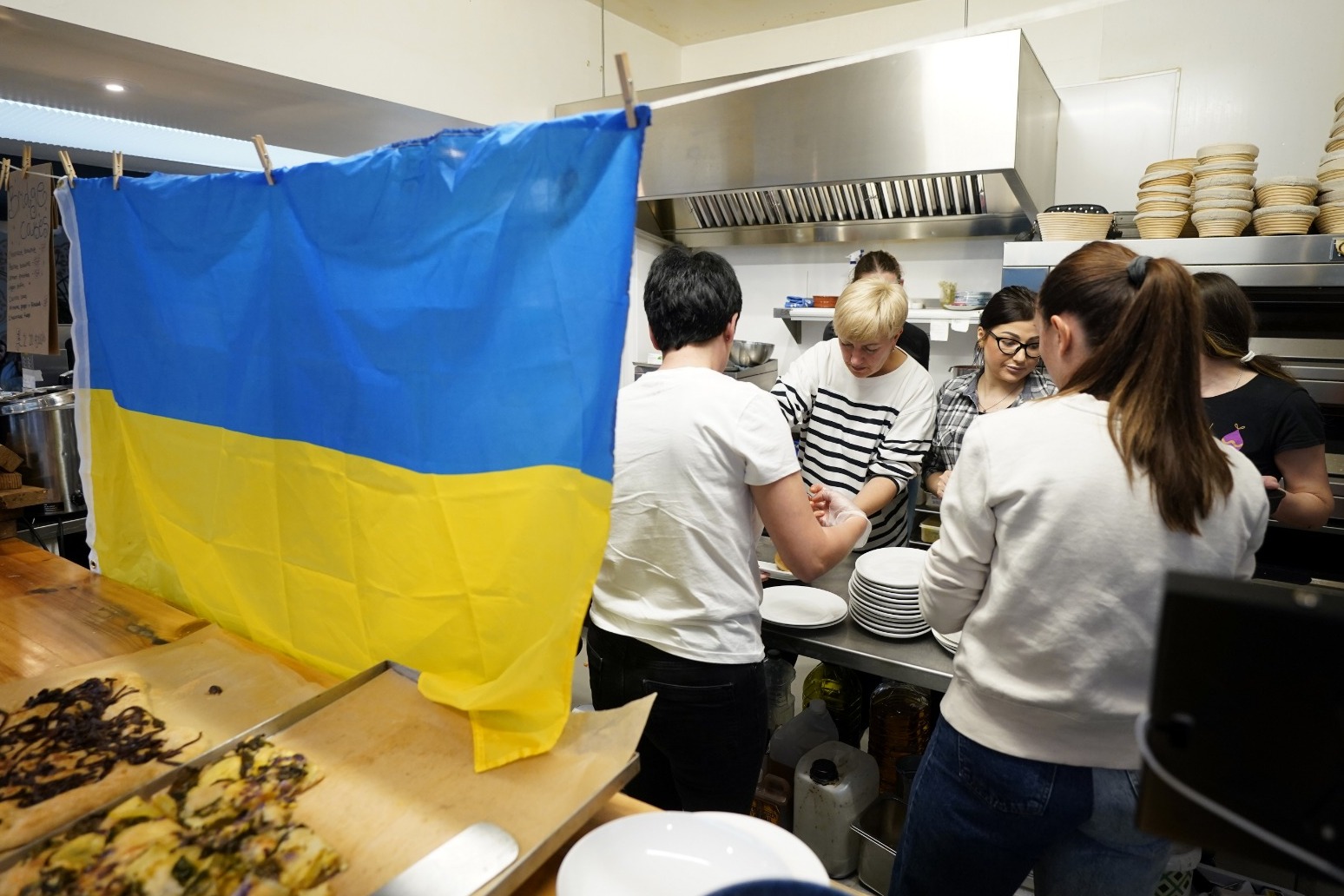 Charity Event in Somerset Raises Around £1500 By Cooking Ukrainian Meals 