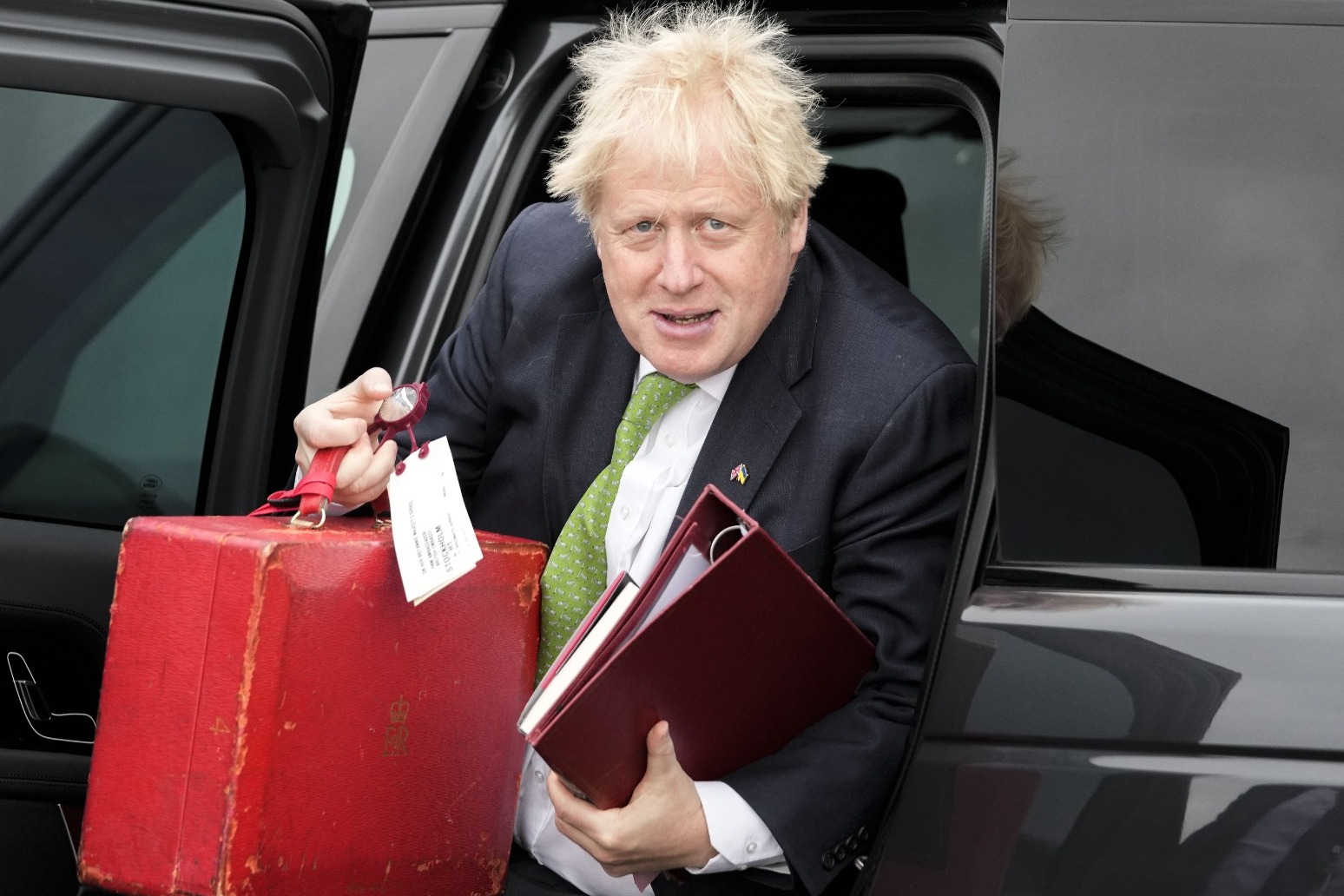 Boris Johnson signs security deals with Sweden and Finland 