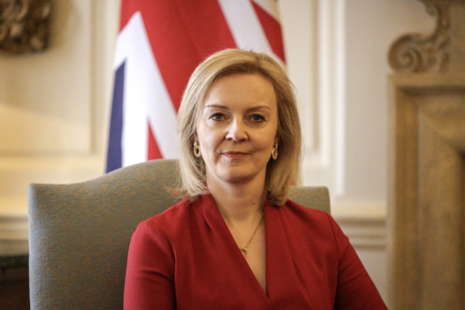 Liz Truss tells G7 to keep sanctions until all Russian troops have left Ukraine 