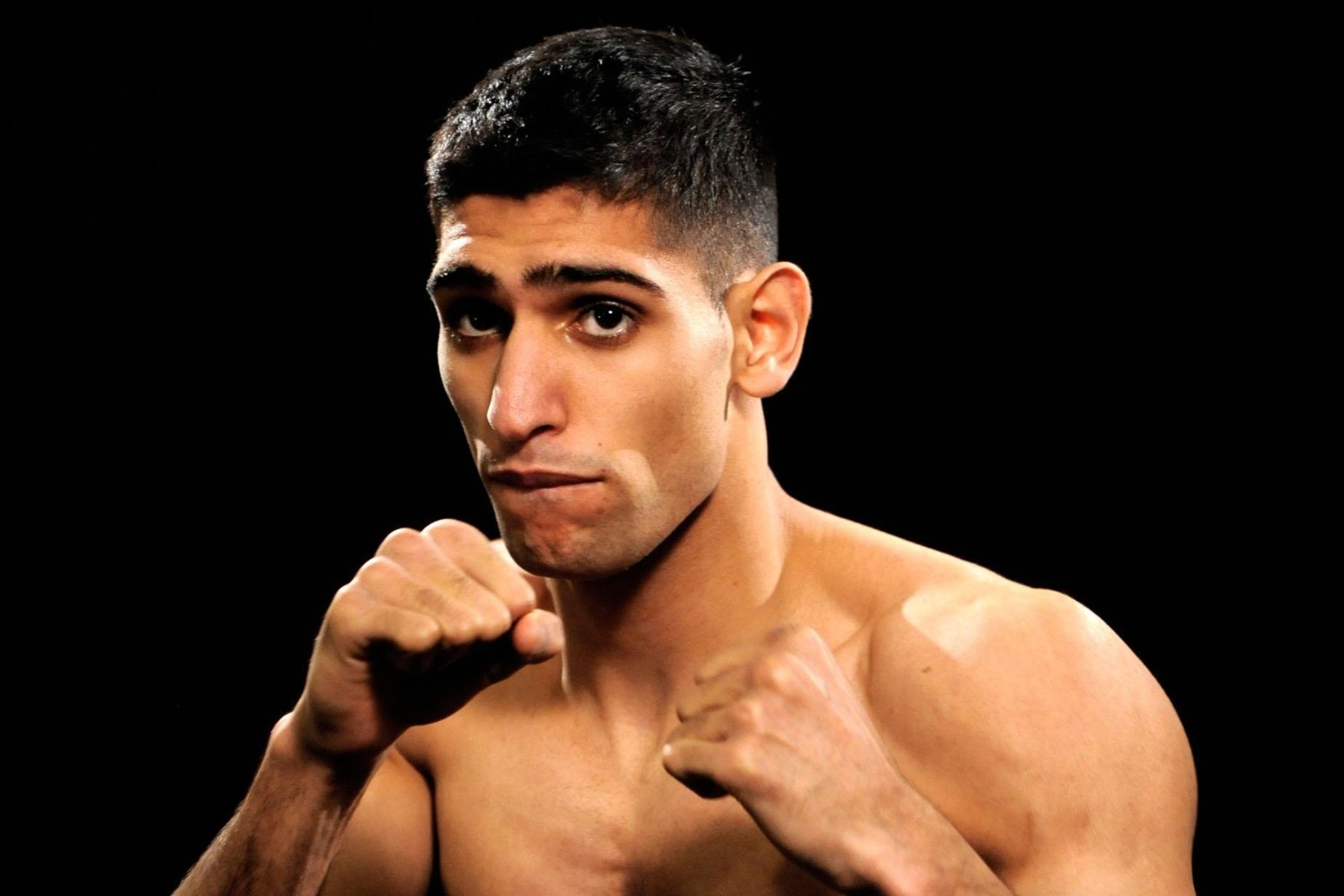 Amir Khan announces his retirement from boxing 