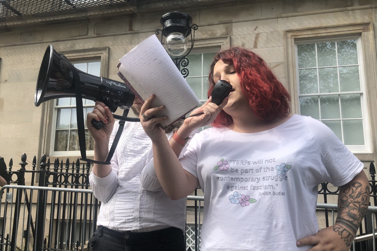 ‘Solidarity with US siblings’ – Activists gather in Edinburgh over Roe vs Wade 