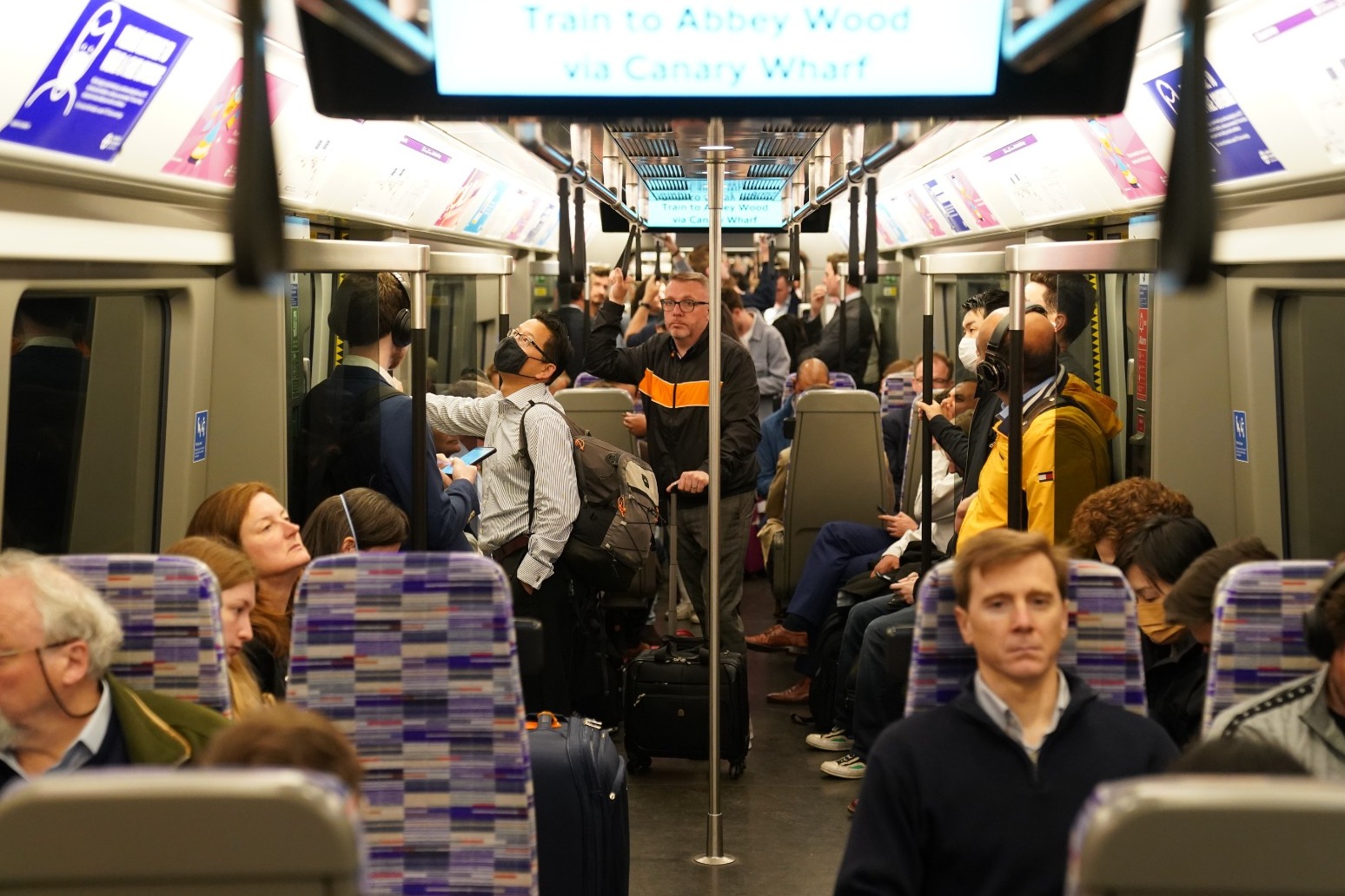 Rail union to put new pay deal to members after talks resume 