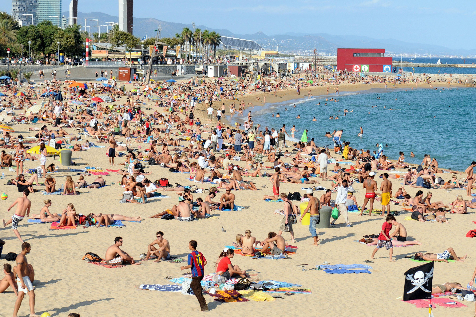 Spain tops ranking of best value overseas location for UK tourists 
