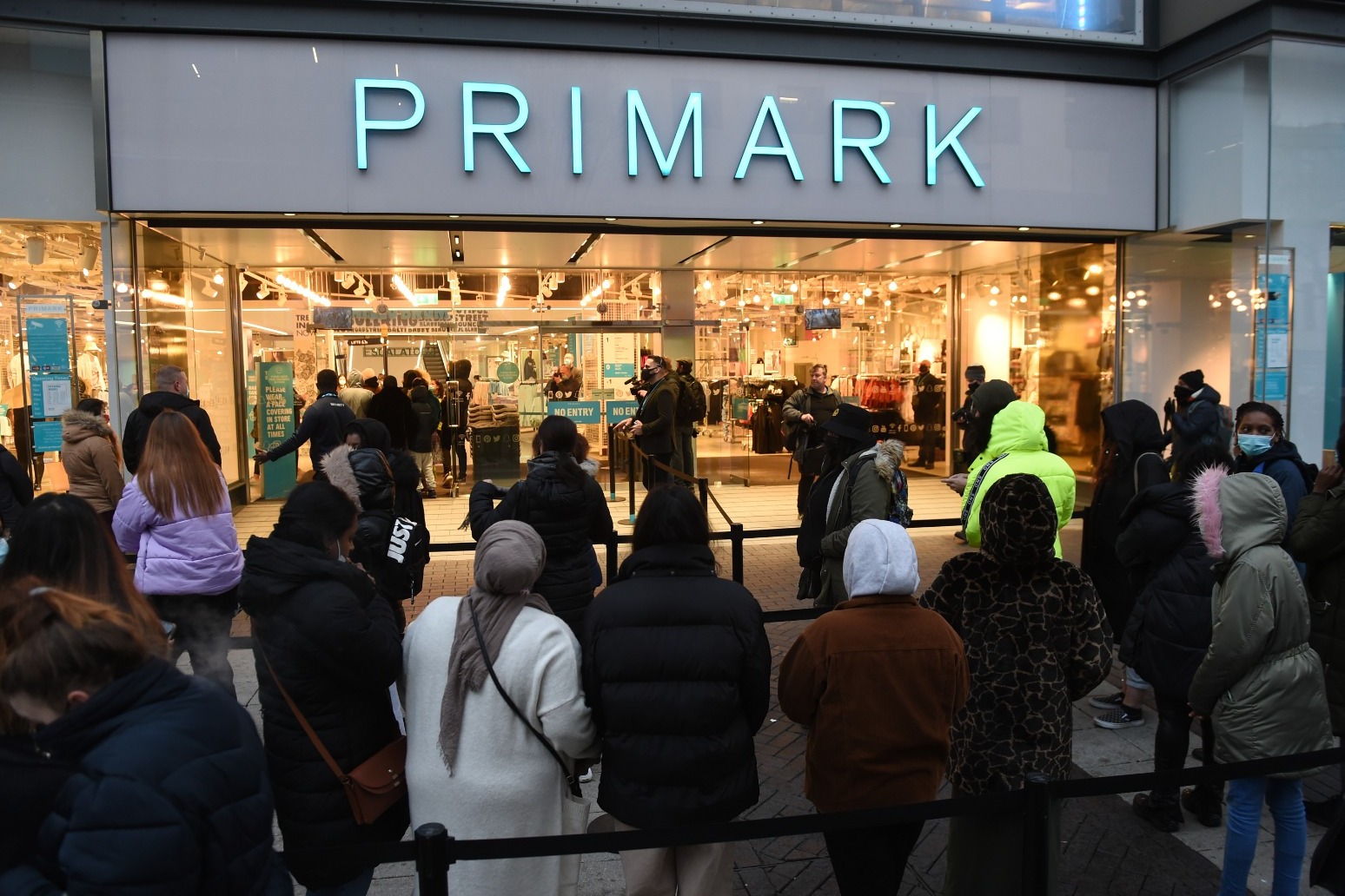 Primark to launch new click and collect trial