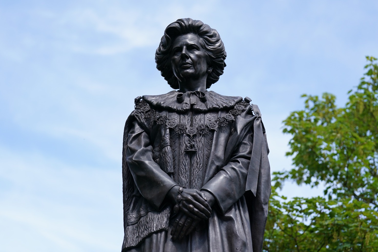 Margaret Thatcher statue unveiled despite protests 