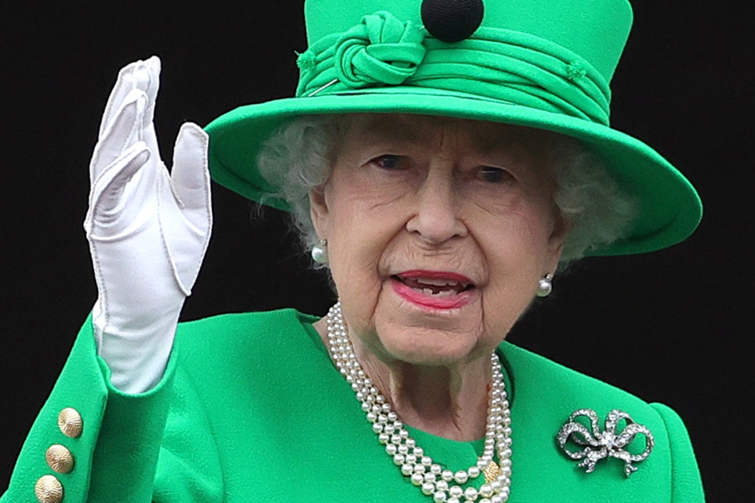 The Queen pulls out of Commonwealth Games and is replaced by Charles
