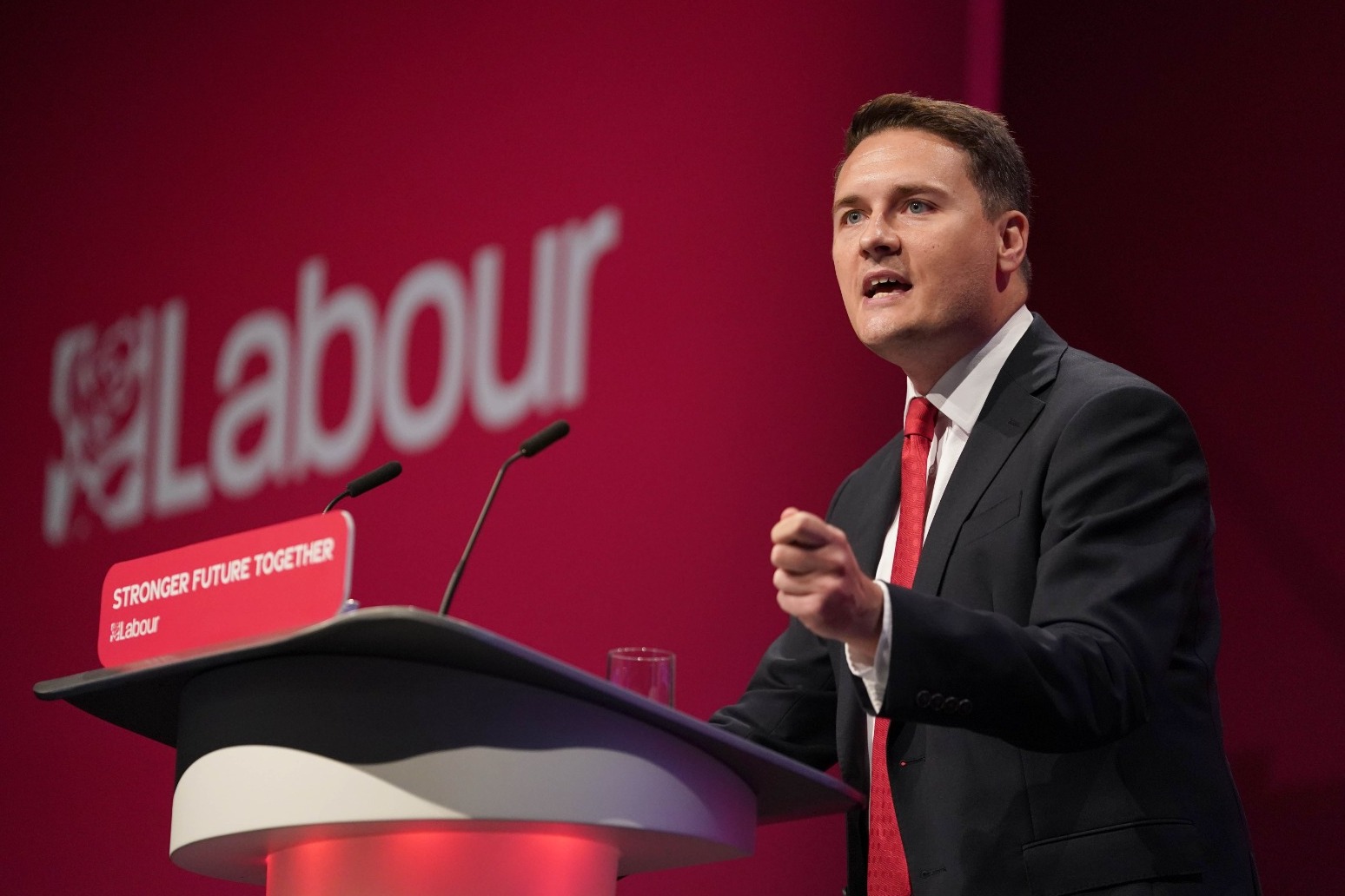 Labour calls for watchdog to investigate new hospital programme amid delay fears 