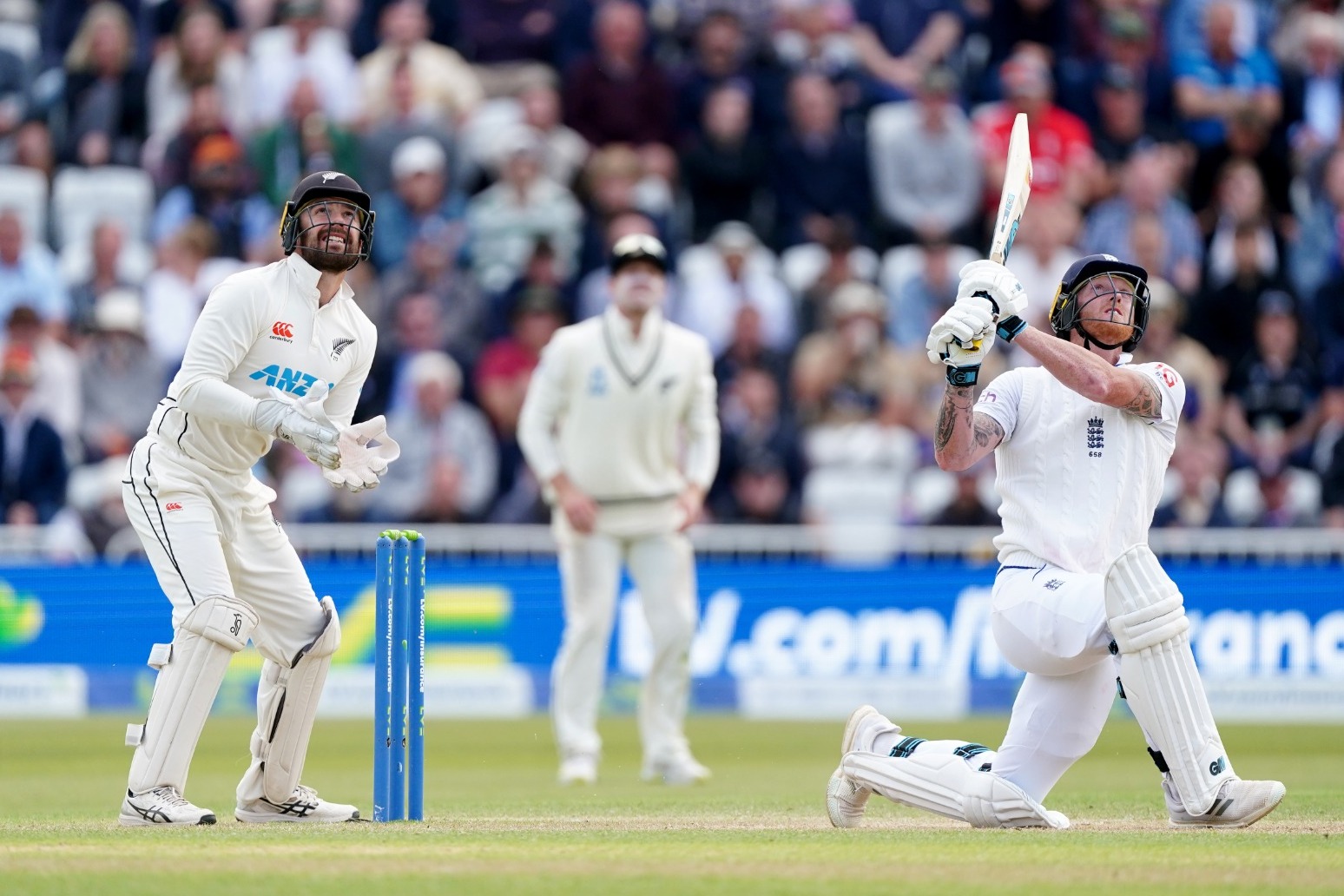 Joe Root and Ollie Pope help England turn tables on New Zealand in second Test 