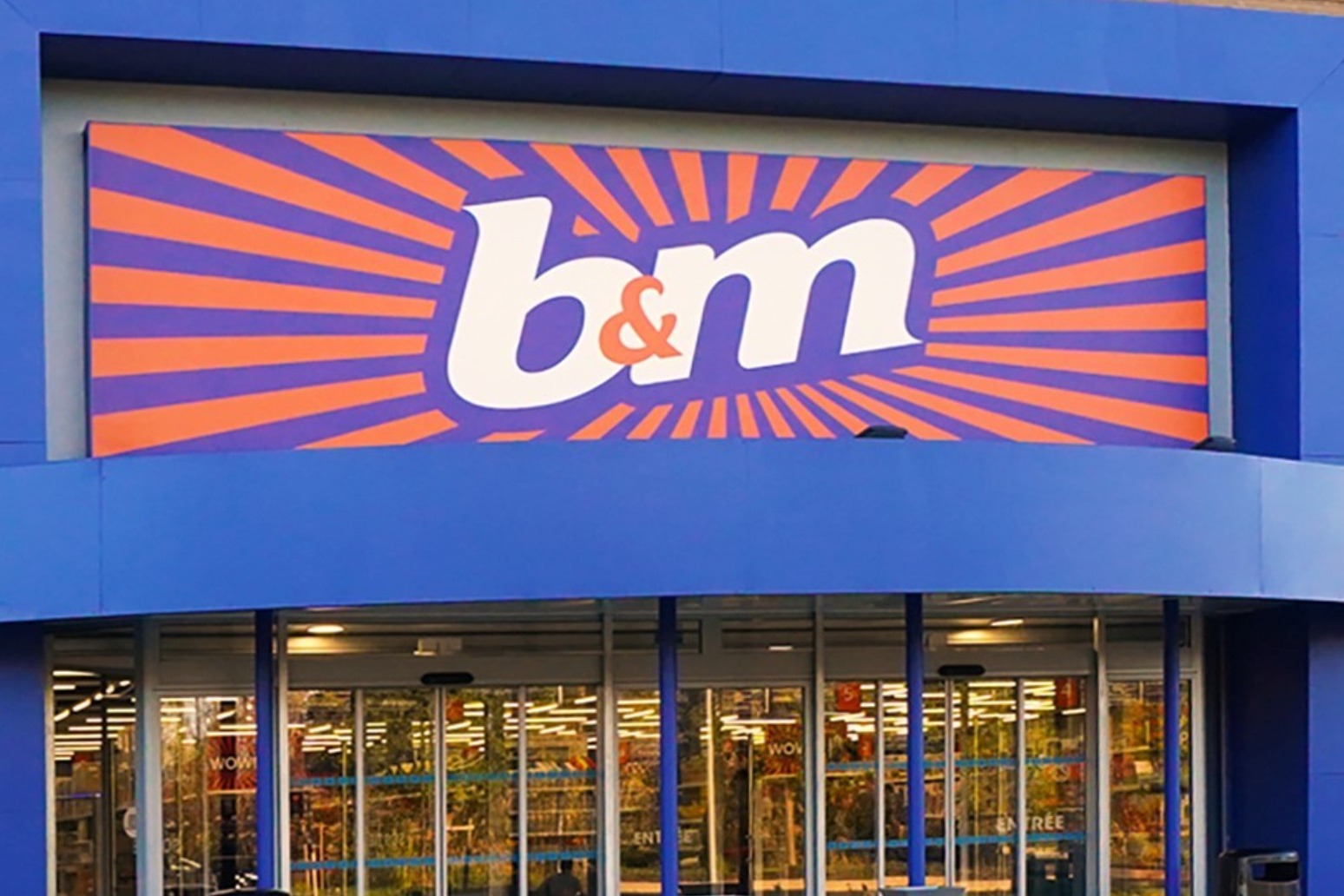 B&M cheers strong Christmas sales as shoppers seek out bargains 