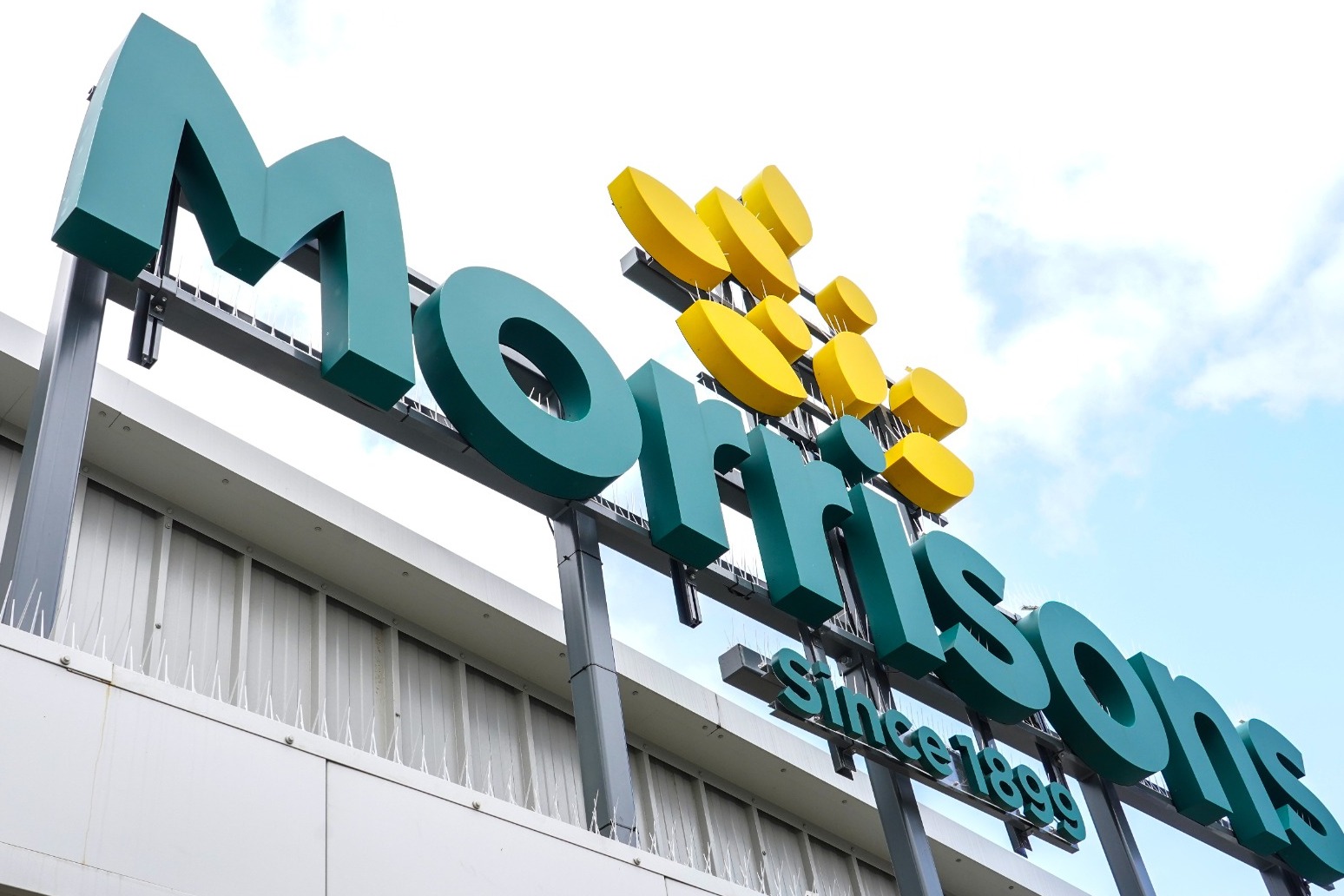 Morrisons stops disposable barbecue sales as dry spell sparks fire risk concerns 