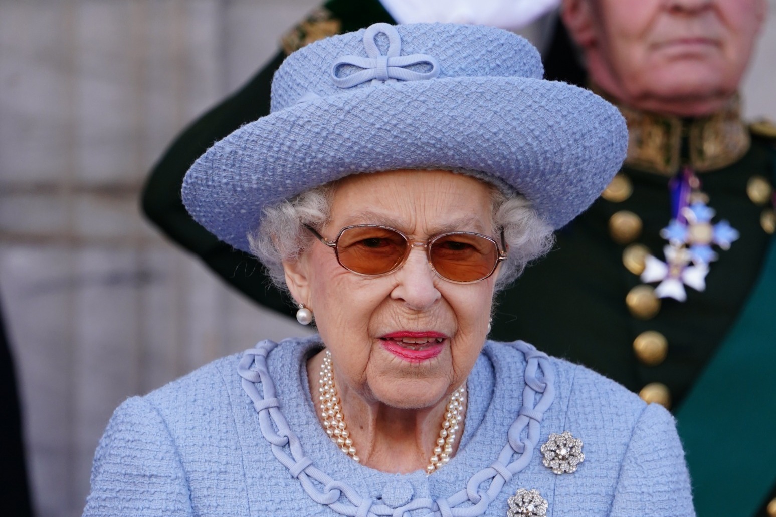 Queen back at Windsor after short Sandringham break 