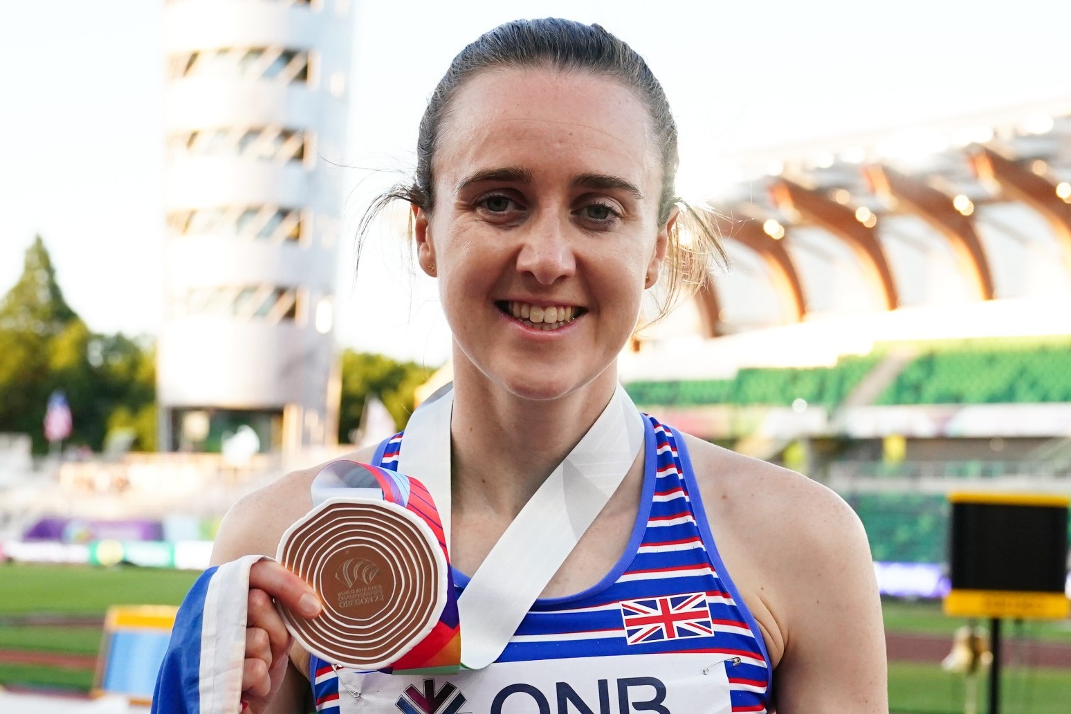 Laura Muir claims bronze in 1500m at World Championships 