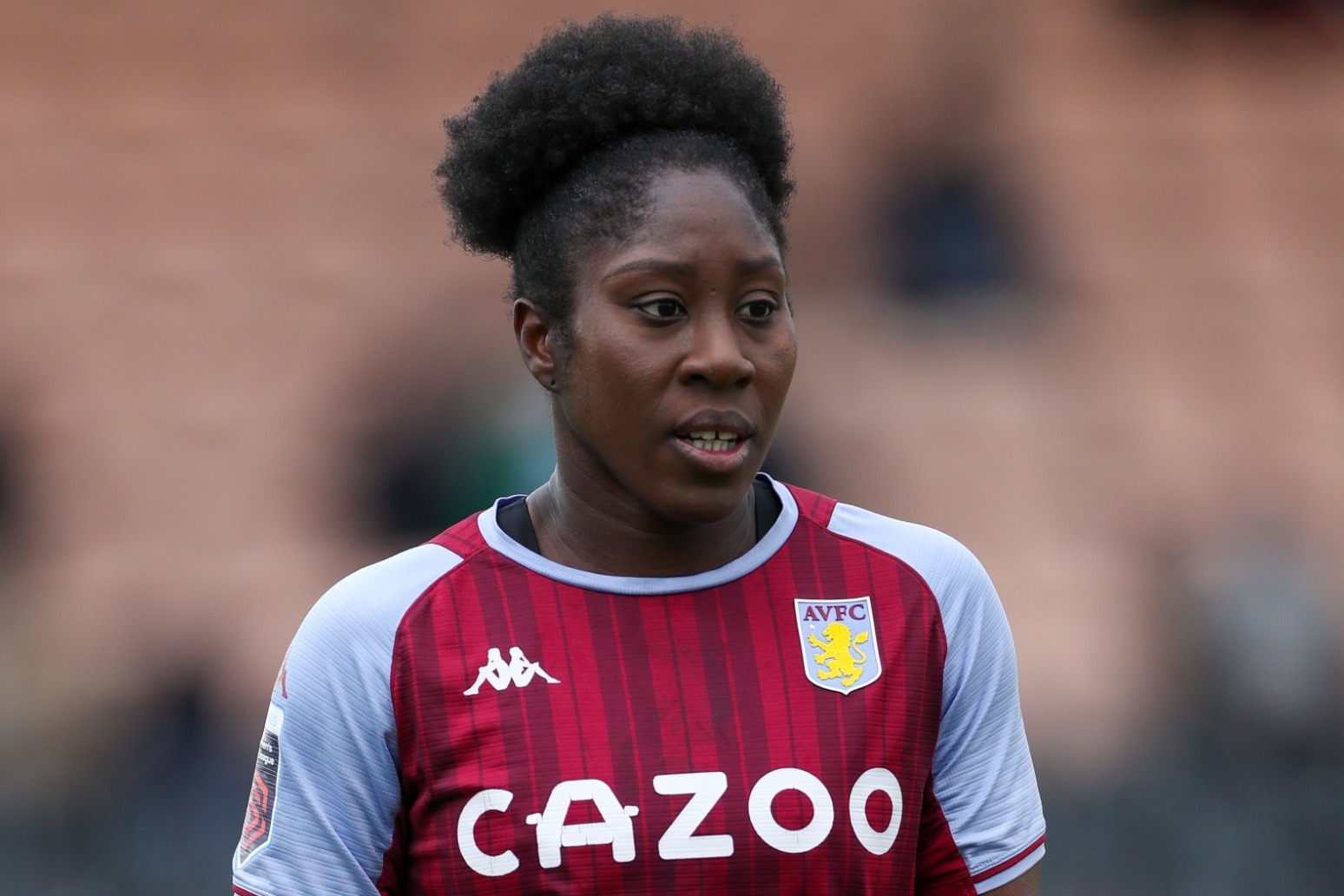 Former Lioness fundraises to gift England shirts to disadvantaged children 