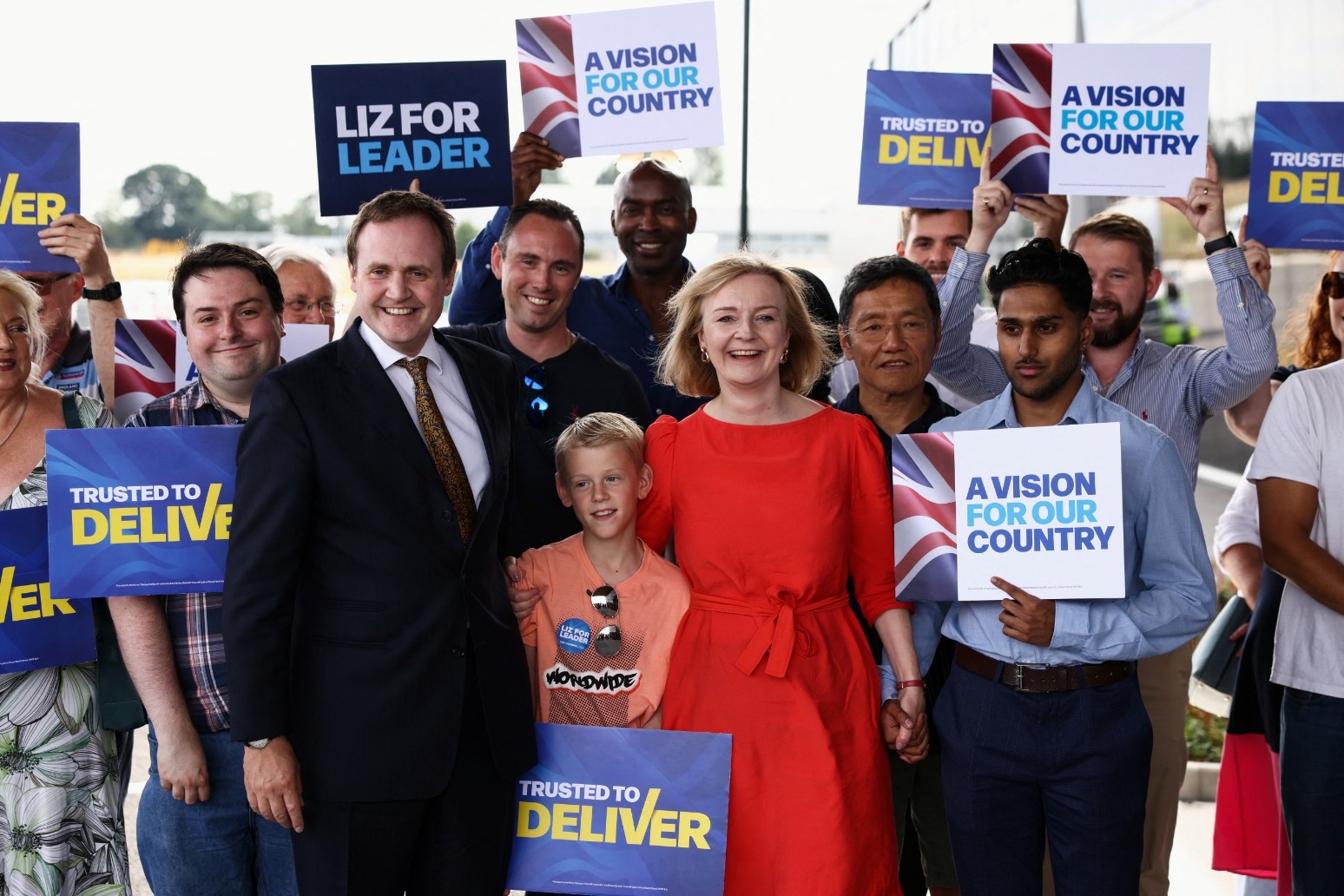 Truss ‘fighting for every vote’ as her leadership bid gains momentum 