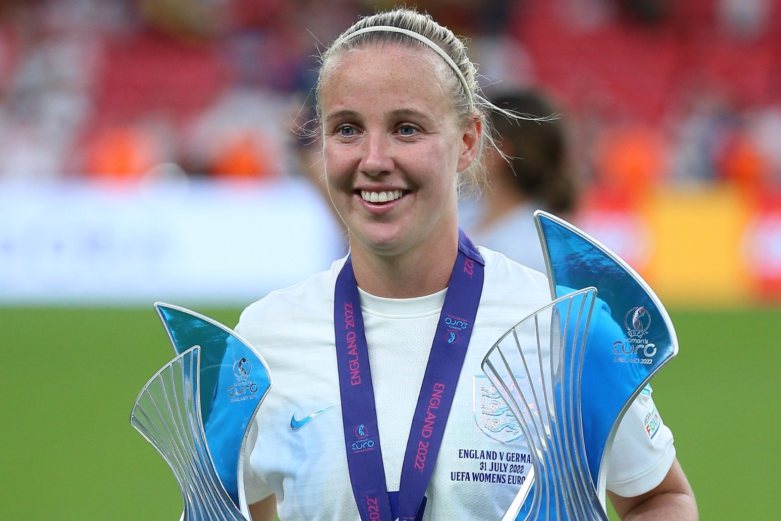 Beth Mead hungry for more after triumphant season with club and country 