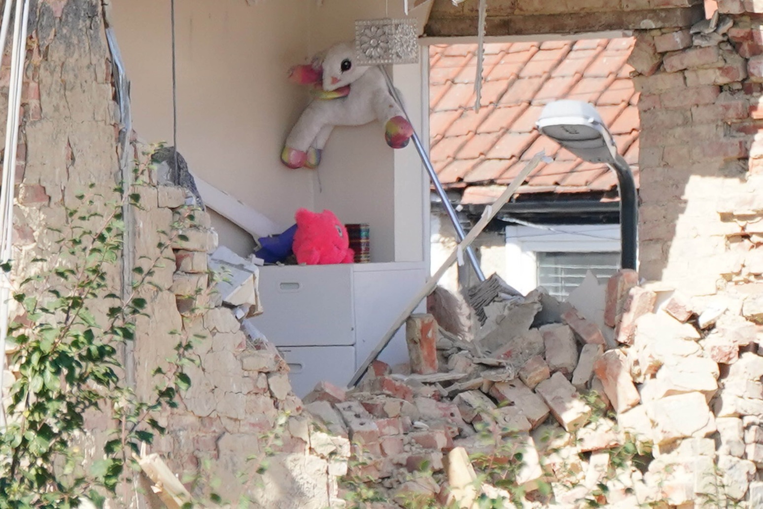‘Four-year-old girl’ killed in house collapse following gas explosion 