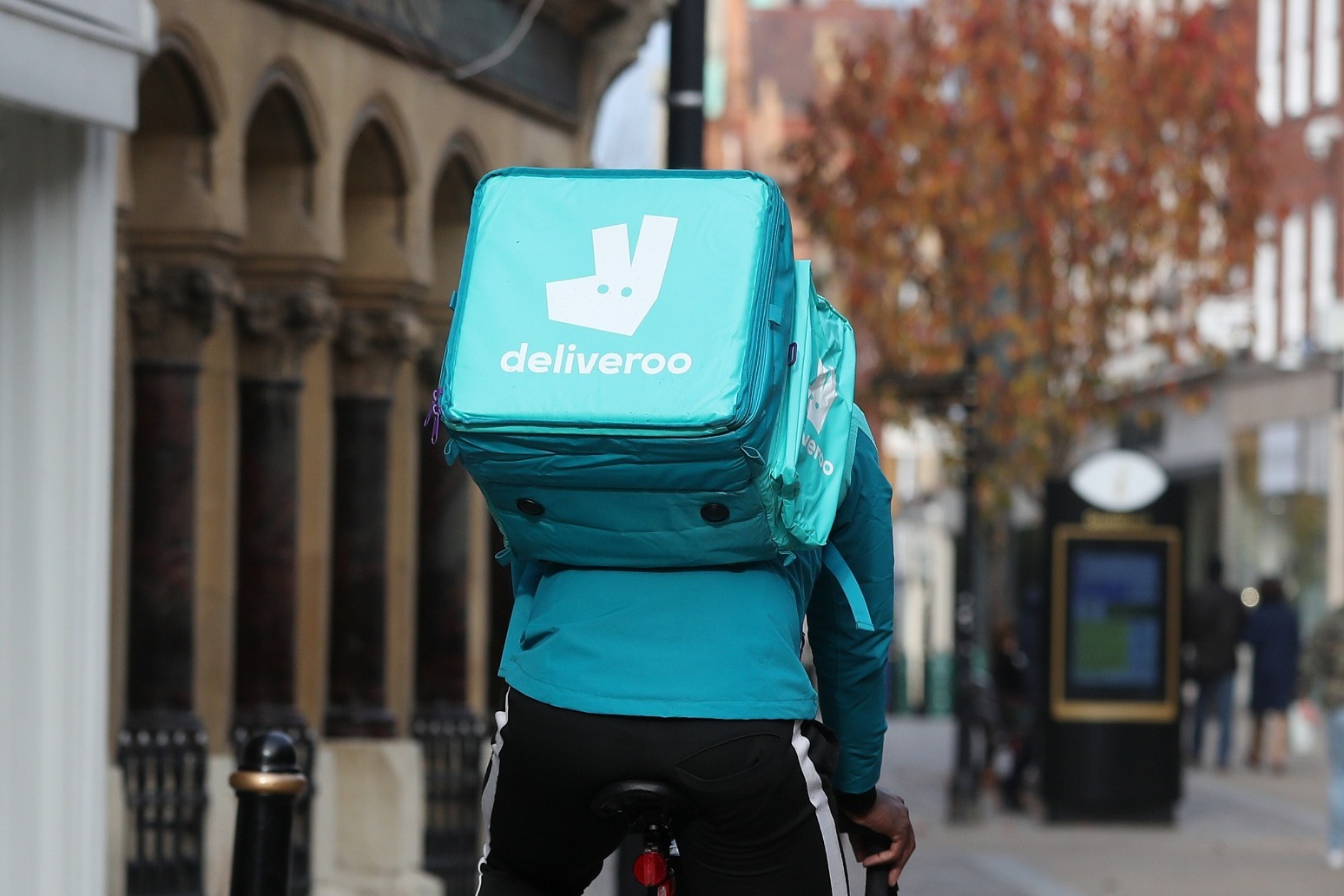 Plumber found guilty of road rage murder of Deliveroo driver 