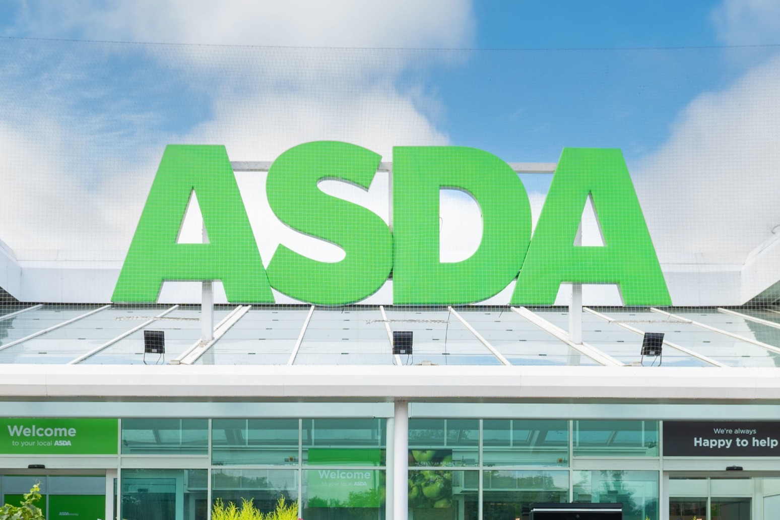 Co-op offloads petrol forecourt business to Asda in £600m deal 