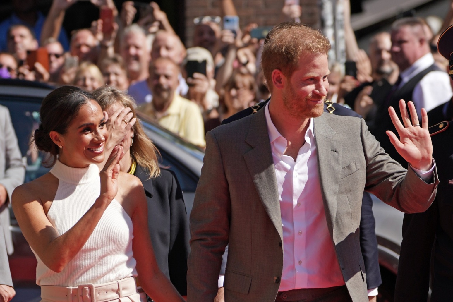 Harry and Meghan arrive in Germany to promote Invictus Games 