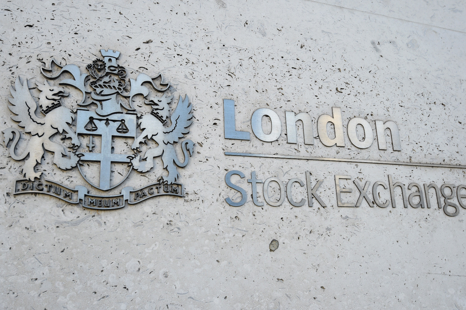 London stocks edge higher after mixed session for European markets 