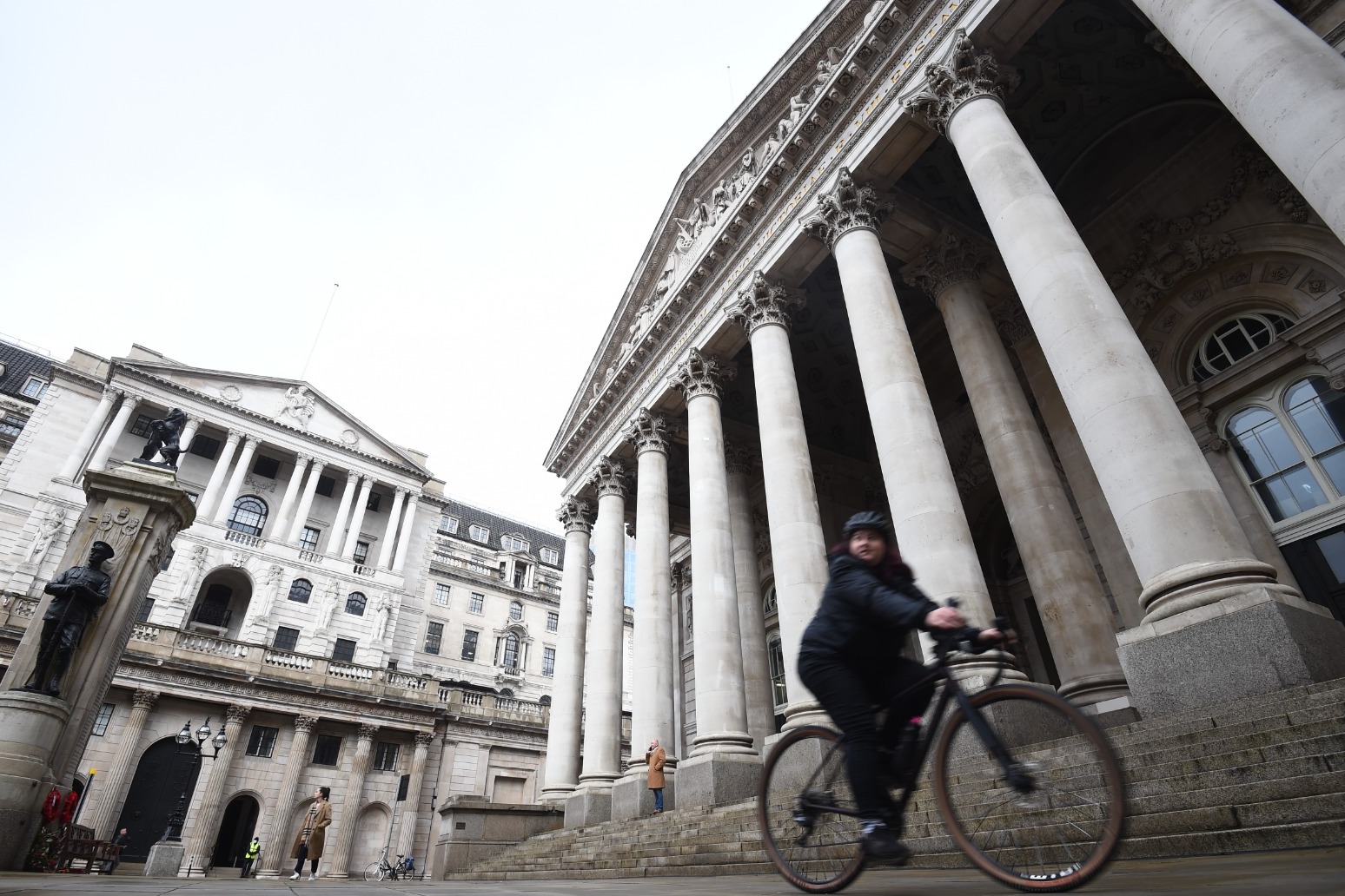Bank of England set for bumper interest rate hike 